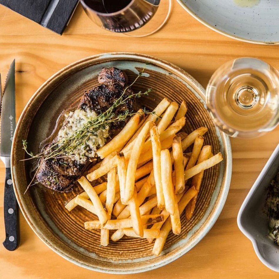 As the weather becomes cooler, there&rsquo;s no cosier place to enjoy a meal with friends. Tonight is $25 steak night. Let us match it with one of our boutique wines. 
.
.
.
#buyonthebeaches #supportlocal #steaknight #wine #cosy #dinnerwithfriends