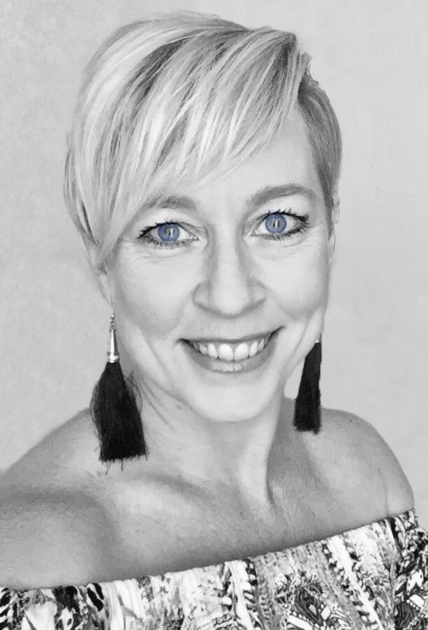 Head shot blue eyes.jpg