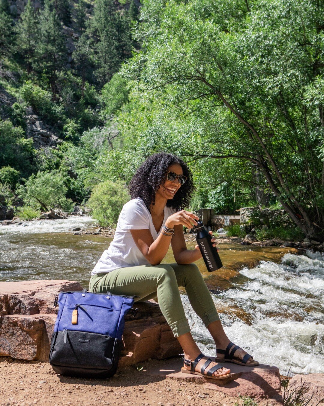 🌸GIVEAWAY🌸
Today is Get to Know Your Customers day and we want to see what our Sherpani team has been up to this summer! 🌻🥾 

Share a photo of yourself with your favorite Sherpani bag and tell us where you&rsquo;ve been together! Any memory from 