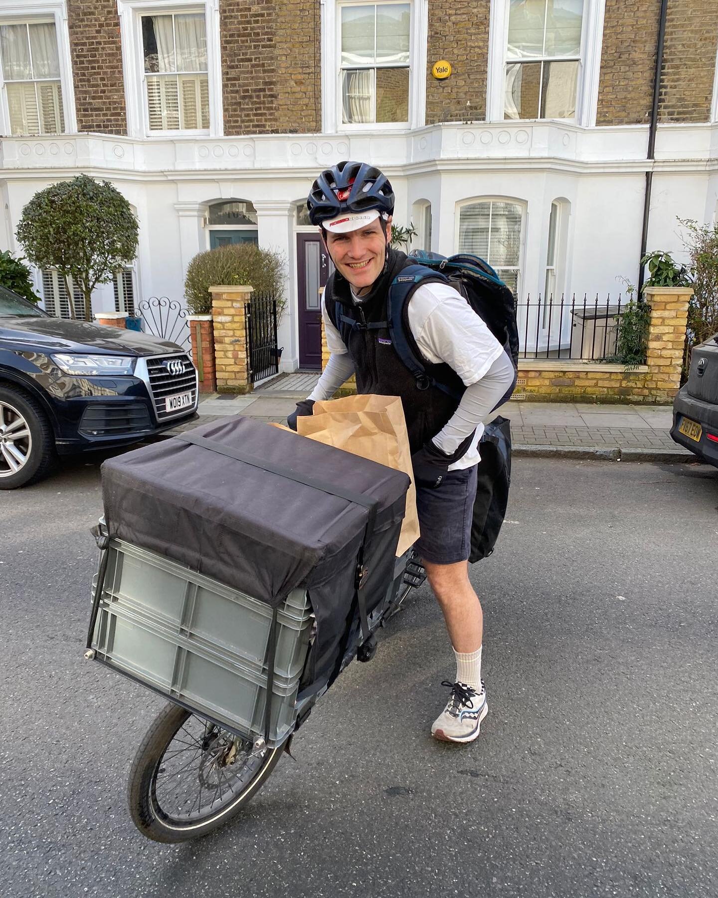 Monday gone! The week is rocking and rolling. Thank you to @gsjourneyhome for this jolly little pick of me, either getting on my bike or in the process of falling off!

The jolliness of the pic, unfortunately, belies the reality of this post&rsquo;s 