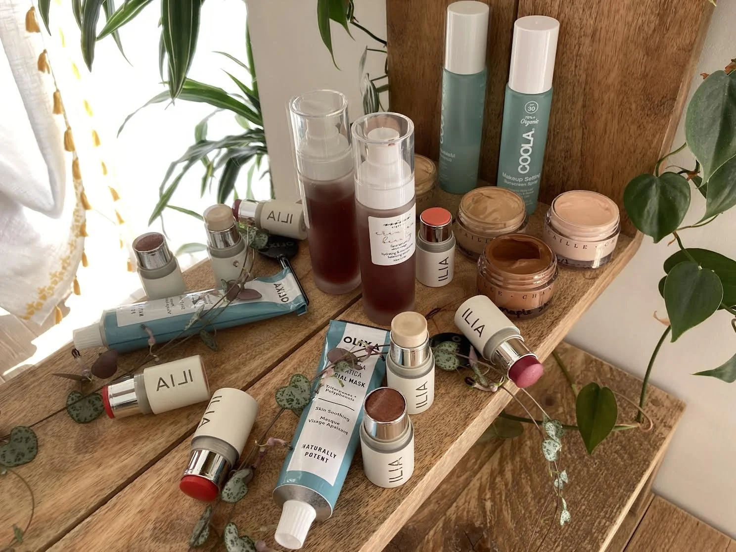 What Is Natural Makeup? Getting The Ultimate Wedding Glow