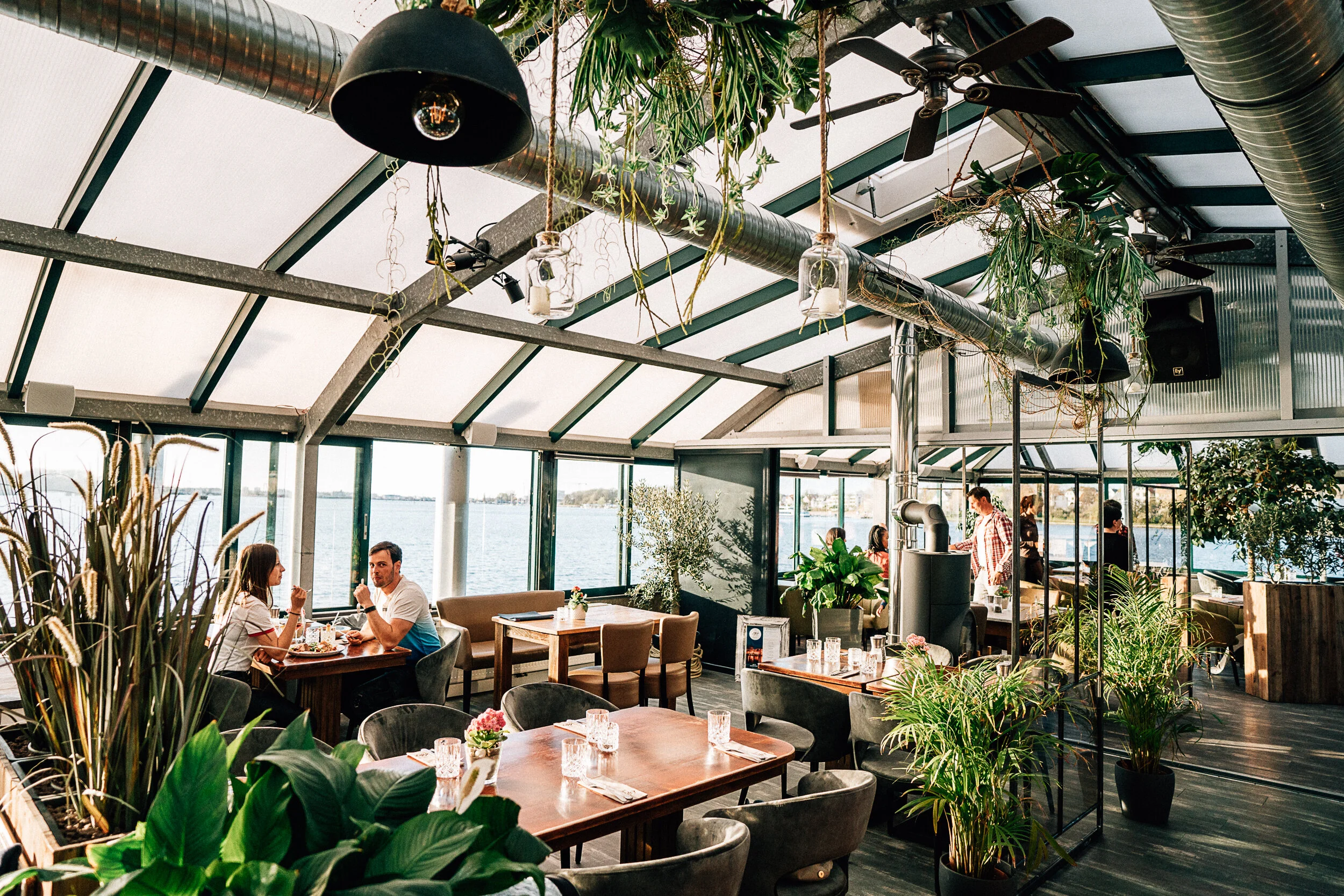 Otto's Restaurant & Hafenbar Rostock