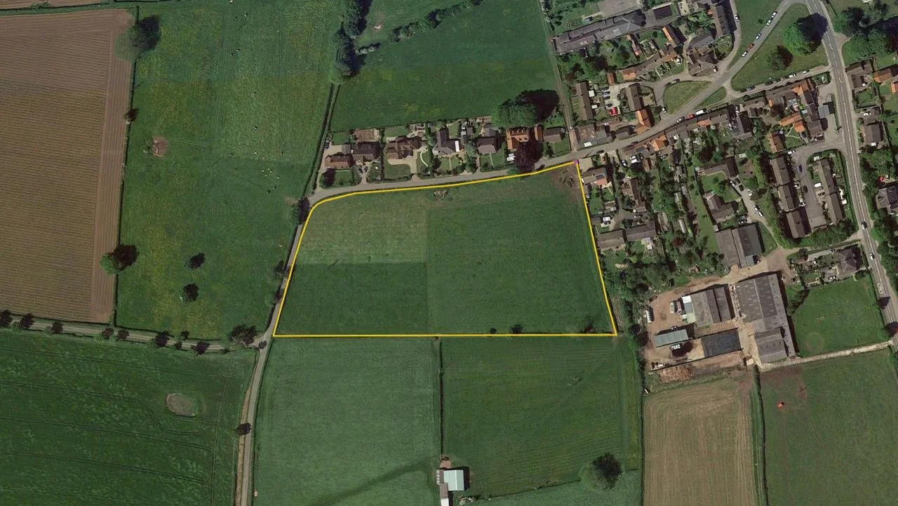 Promotion exchanged on 4-acre site in stunning North Yorkshire village.