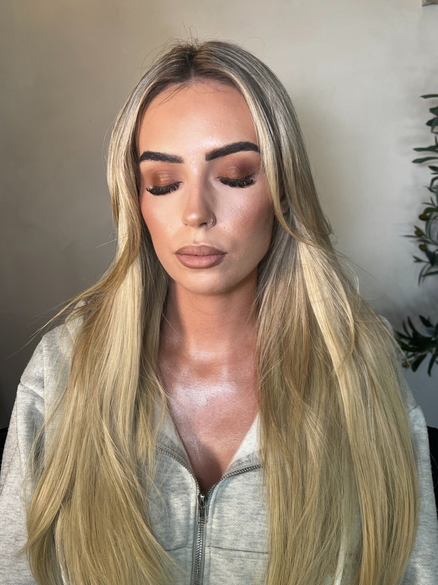 Wow what a crazy few weeks! A huge salon change during one of our busiest seasons is not for the weak. However, I am having so much fun glamming you all for your parties! Here&rsquo;s to hoping I won&rsquo;t be working from home for Nee Years Eve 🔨 