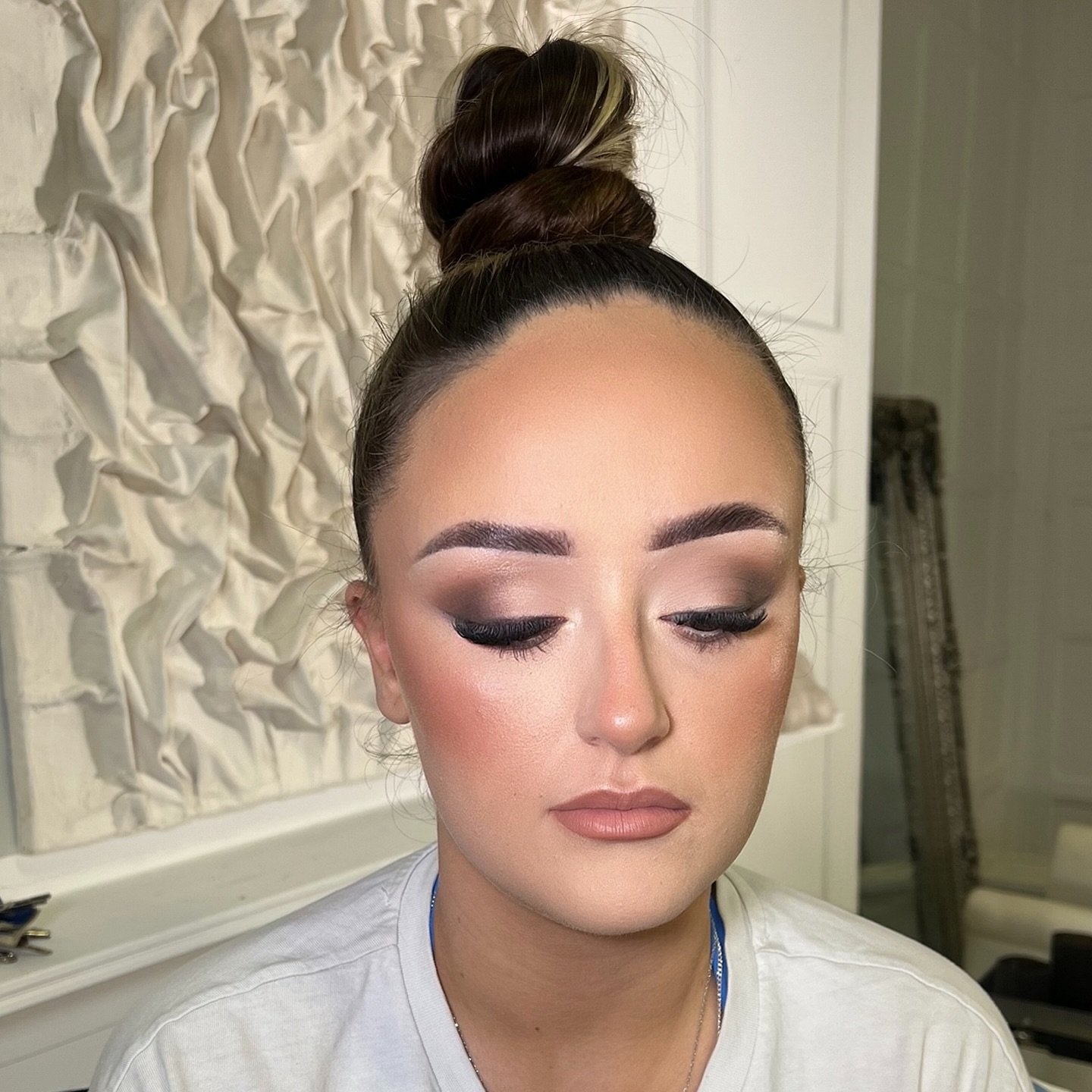 A little party glam from the weekend ✨ The request was a full matte glam with a smokey eye 🔥 

#makeupartistnorfolk #mua #makeupartist #muanorfolk #makeup