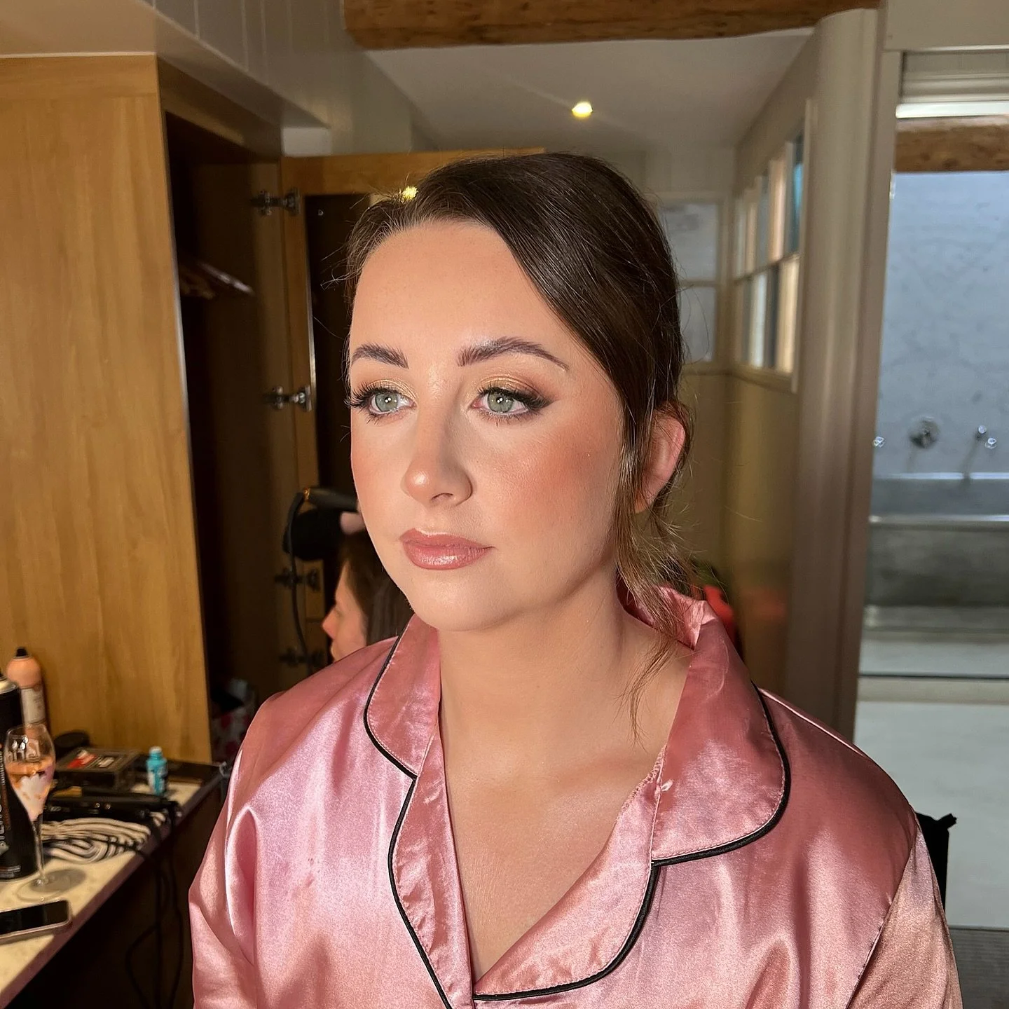 Soft Pinks 🌹 

#makeupartist #makeupartistnorfolk #muanorfolk #bridesmaidmakeup