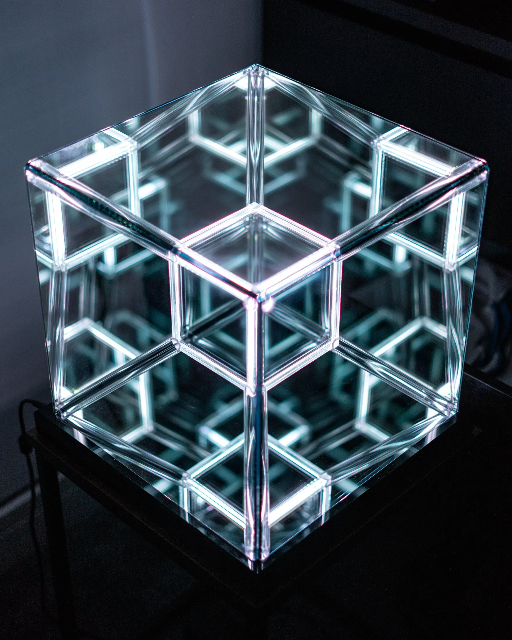 HYPERCUBE