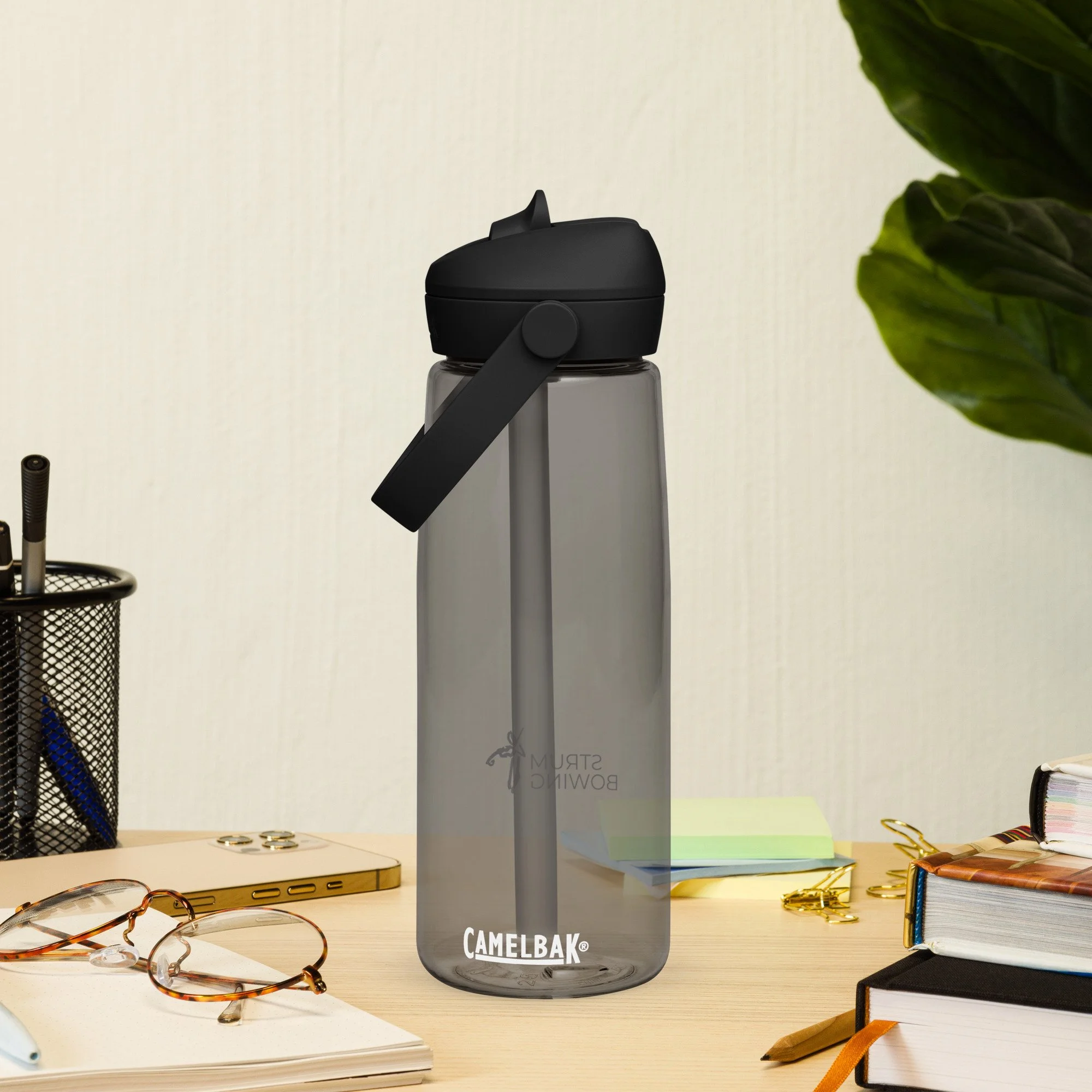 flip-straw-water-bottle-charcoal-front-693a2f18d9bf0.jpg