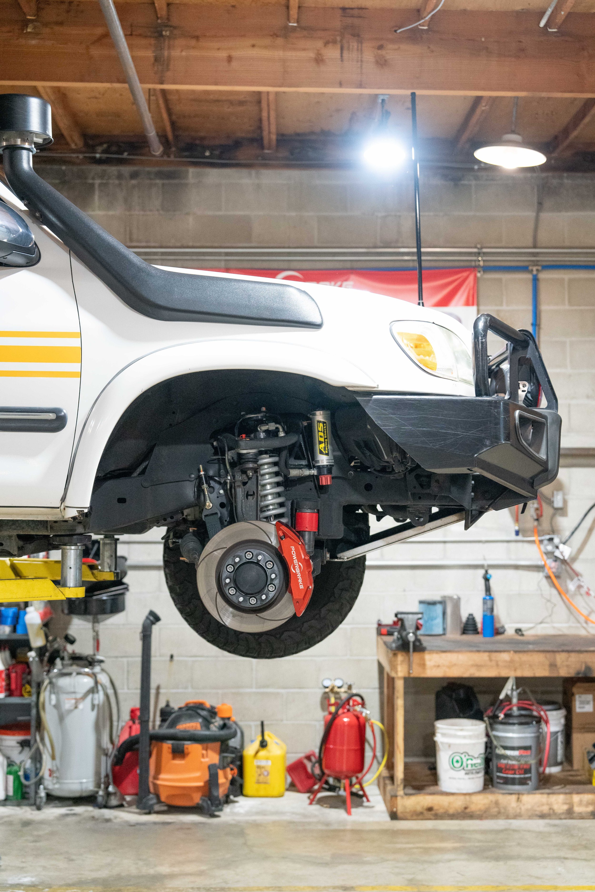 230412_BasilsGarage_ShopRig-1.jpg