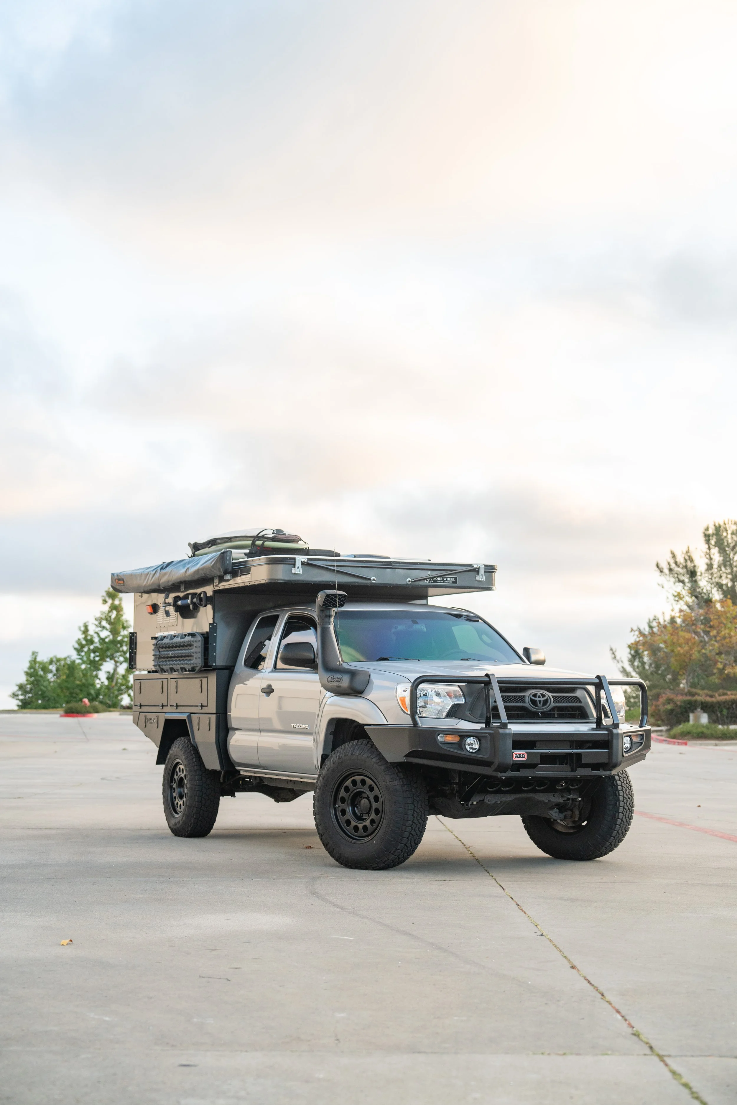 231012_BasilsGarage_TravisTaco-2.jpg