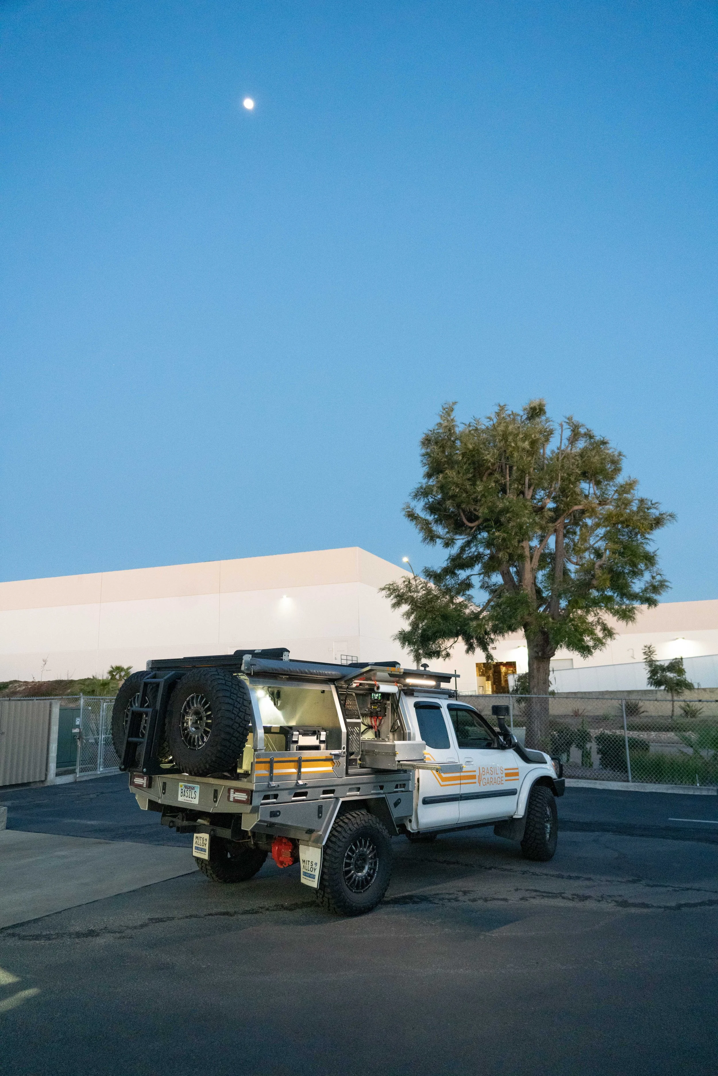 230201_BasilsGarage_Canopy-15.jpg