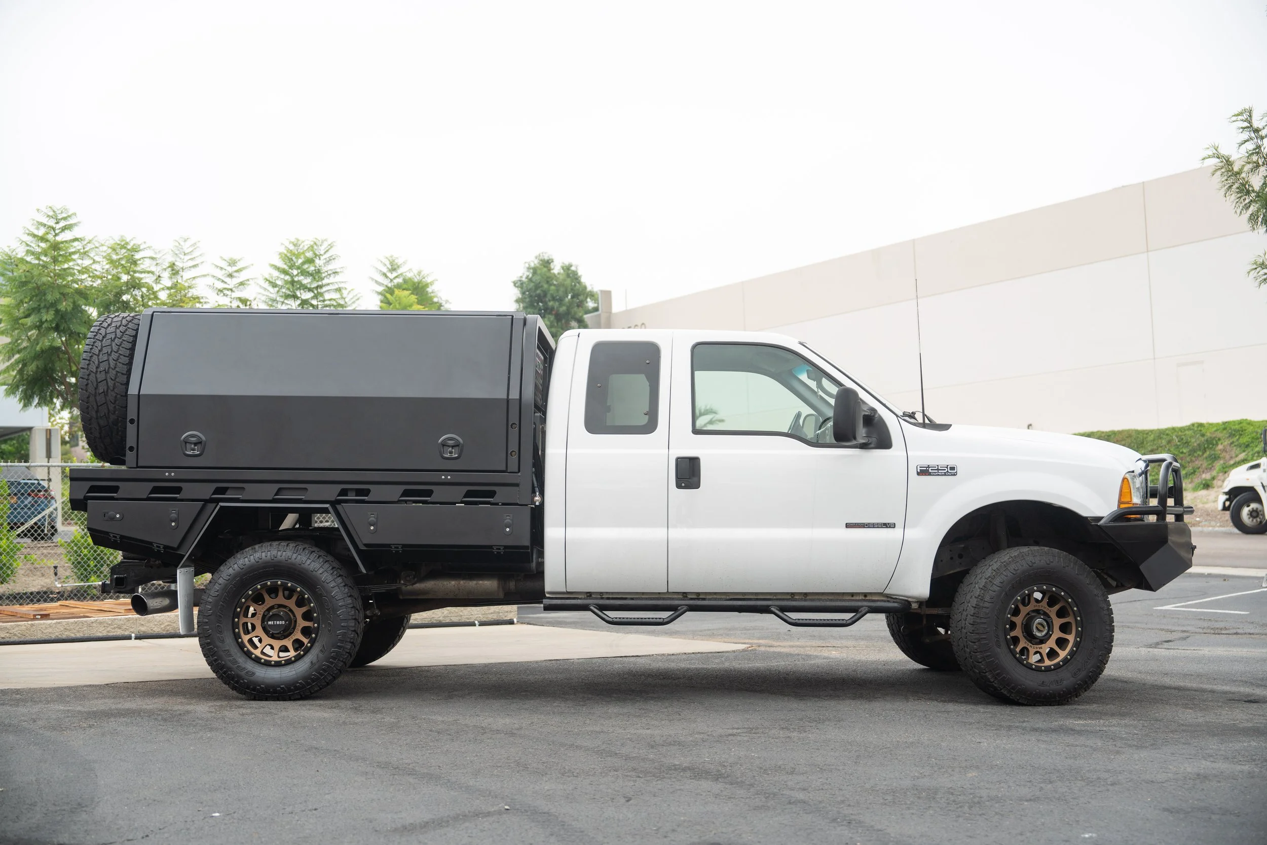 230915_BasilsGarage_seventhreeMITS-8.jpg