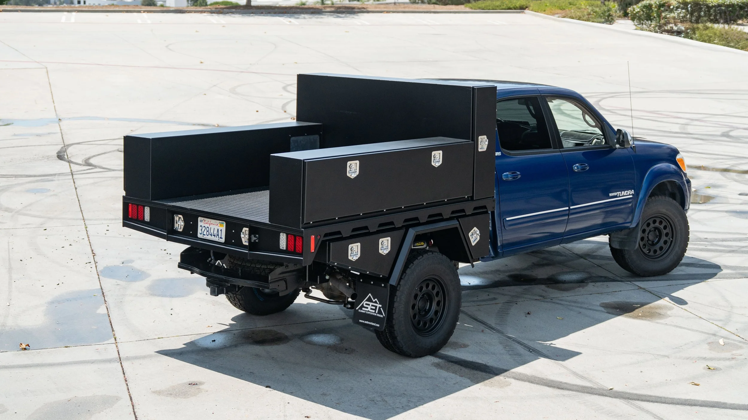 250823_BasilsGarage_FGTCamperTray-192.jpg