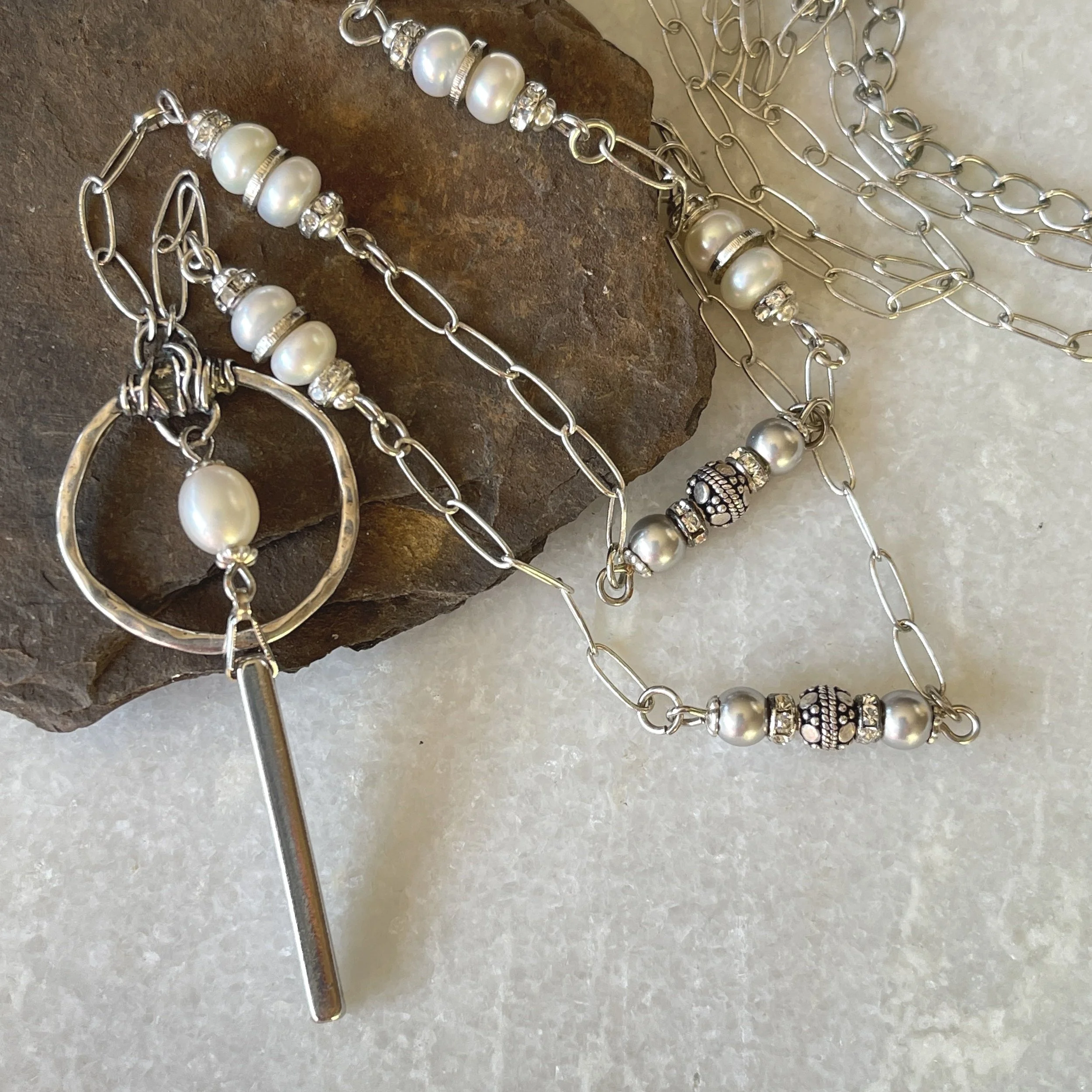 Sterling silver Freshwater Pearl Hammered Silver Pendant Necklace 22-24"