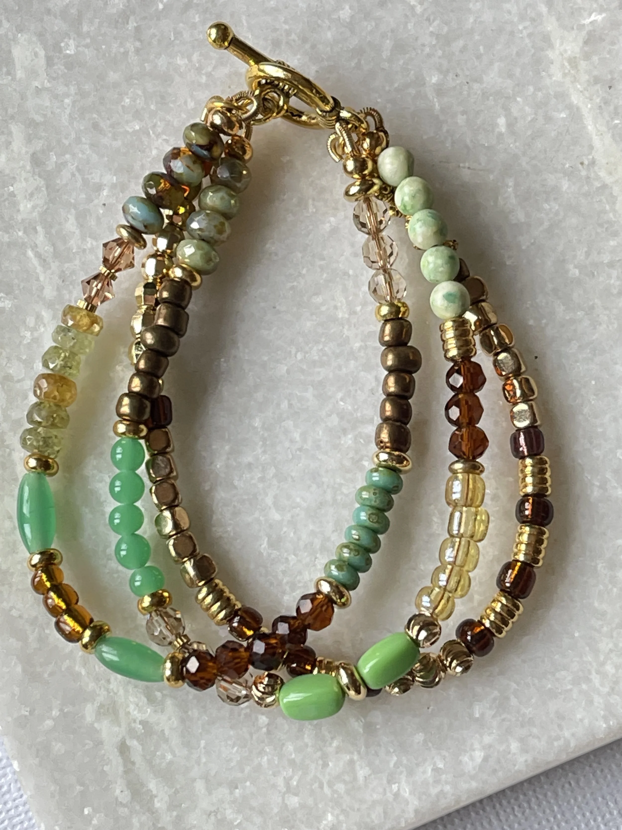 Vintage Cherry Brand beads Peridot  Triple row bracelet  7.5"