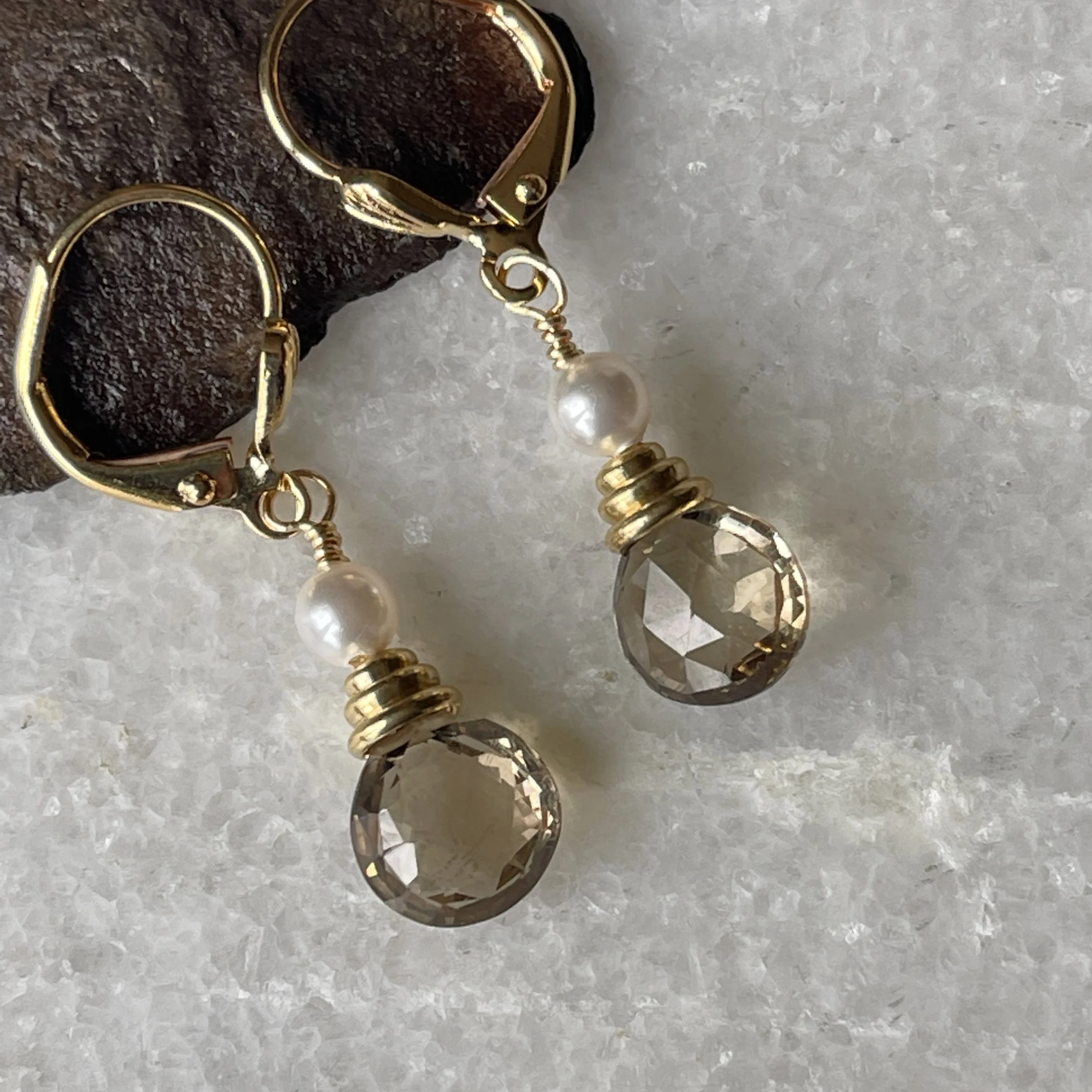 Whiskey Quartz Swarovski Pearl Earrings  0.5”