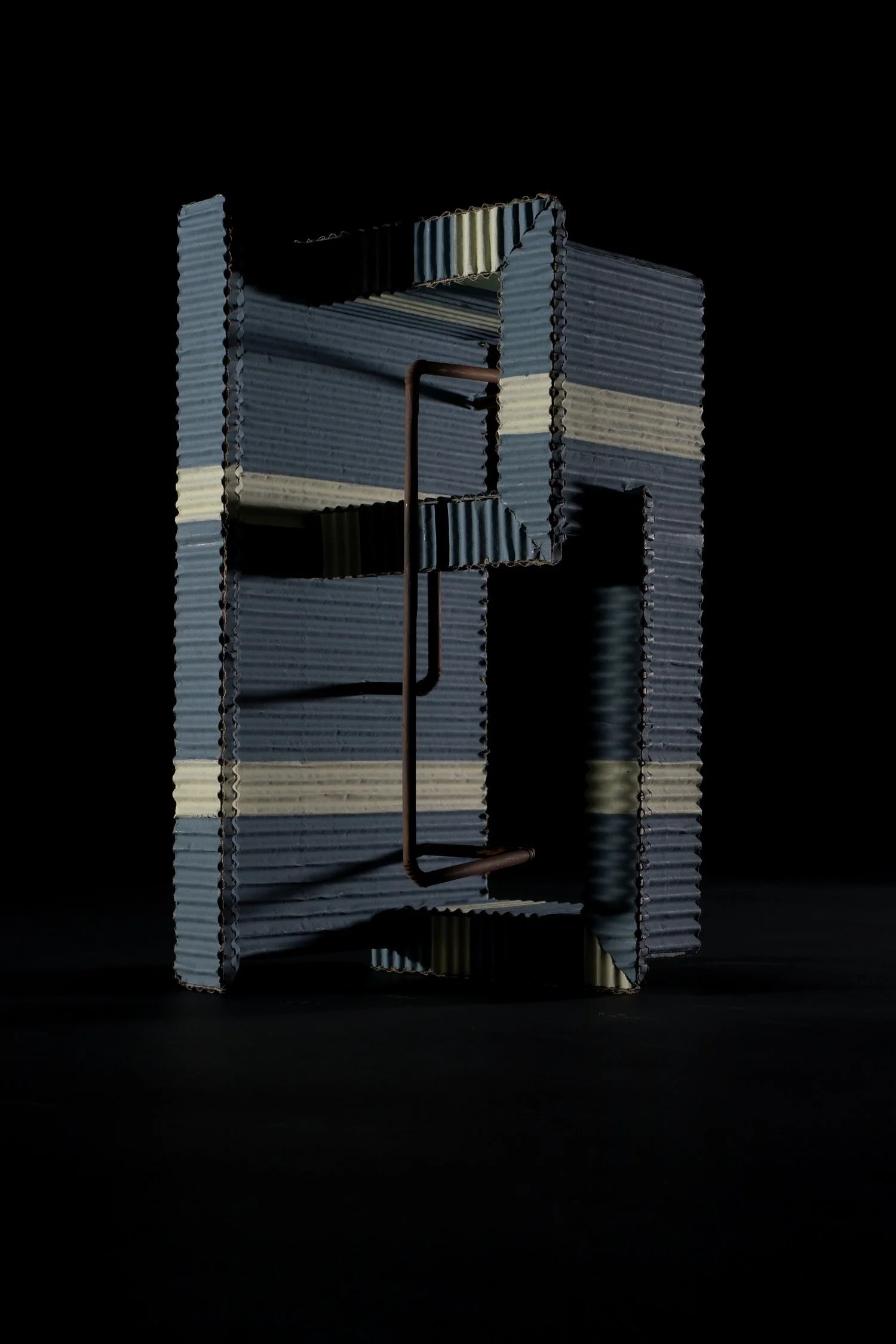 Performative Silence 4/
2025/
Archival pigment print on cotton paper/
60 x 40 cm/
5 + 1 AP