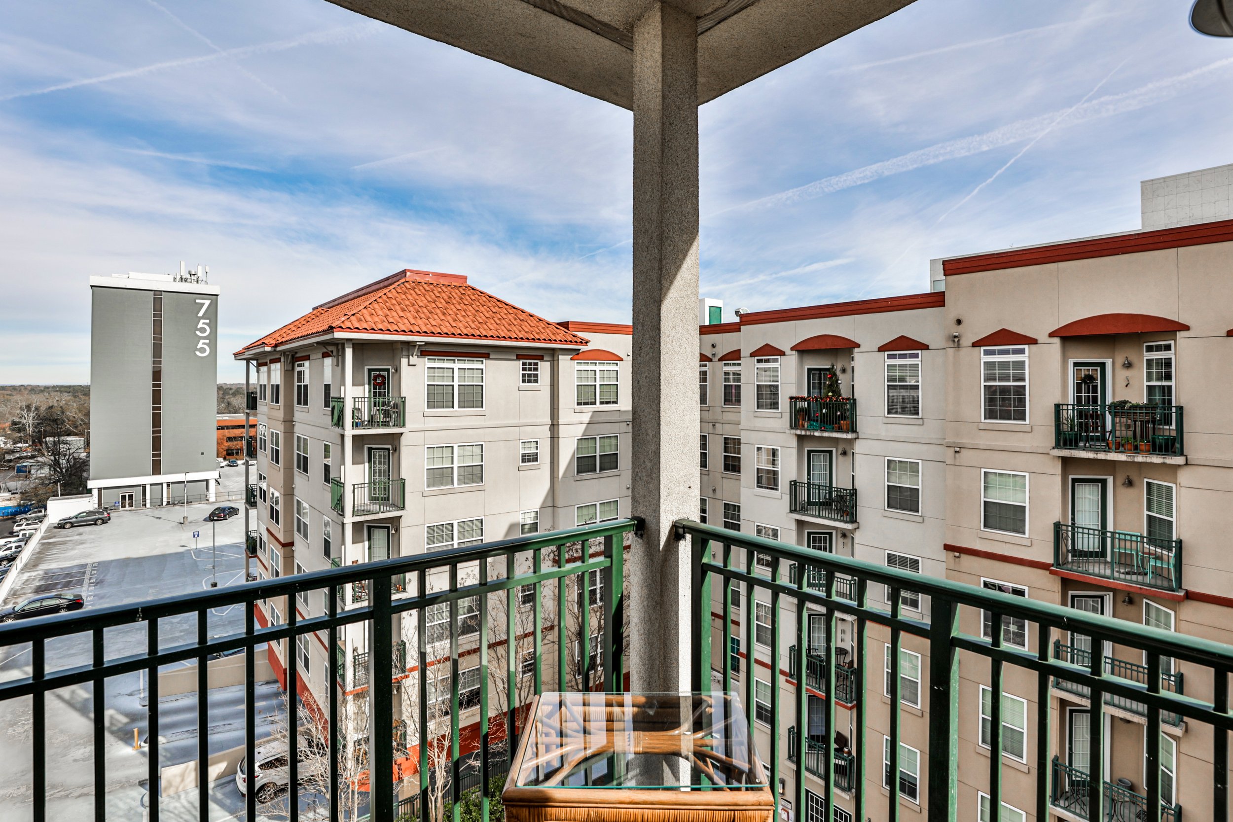 230 E Ponce de Leon #602 full-16.jpg