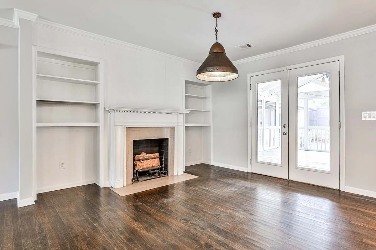 302 Driftwood Terrace full-11.jpg