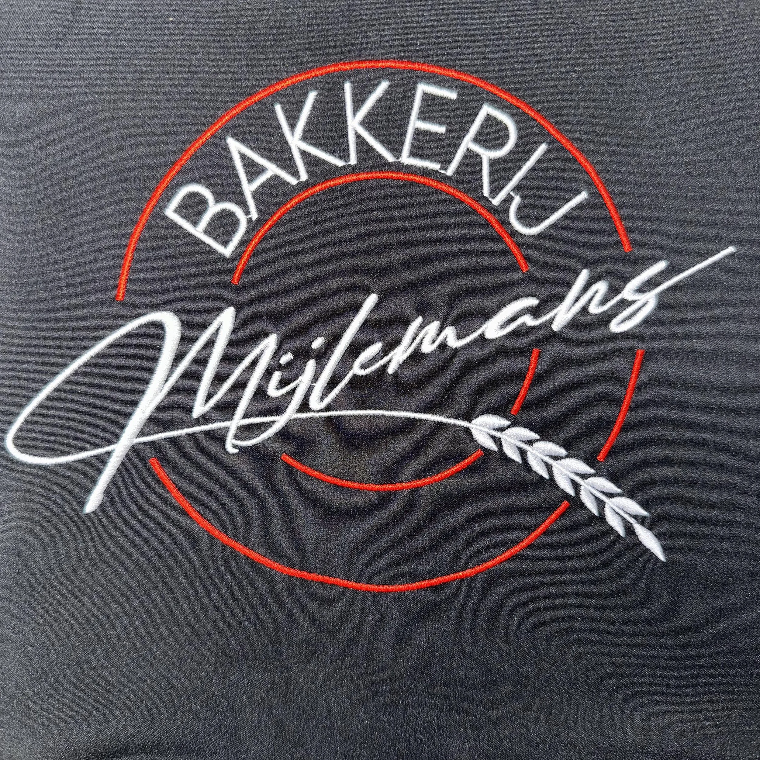 Een taart met negentig kaarsjes voor bakkerij Mijlemans te Kontich