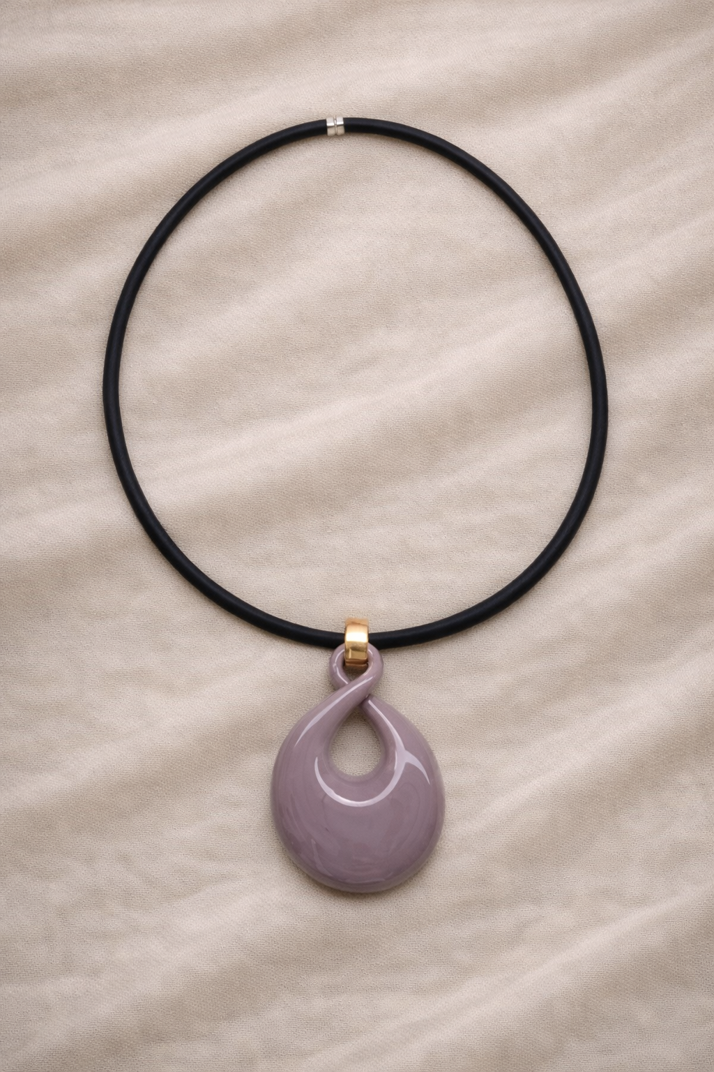 Contorta dorata viola.PNG