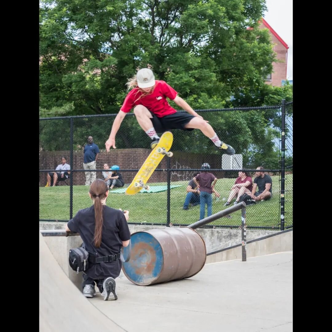 A great way to finish out a long day!

#bts #behindthescenes #omsystem #omsystemcameras #photooftheday #commercialphotography #skating #skatepark #skateboarding #mncppc #montgomeryparks #moco #eventphotography #event