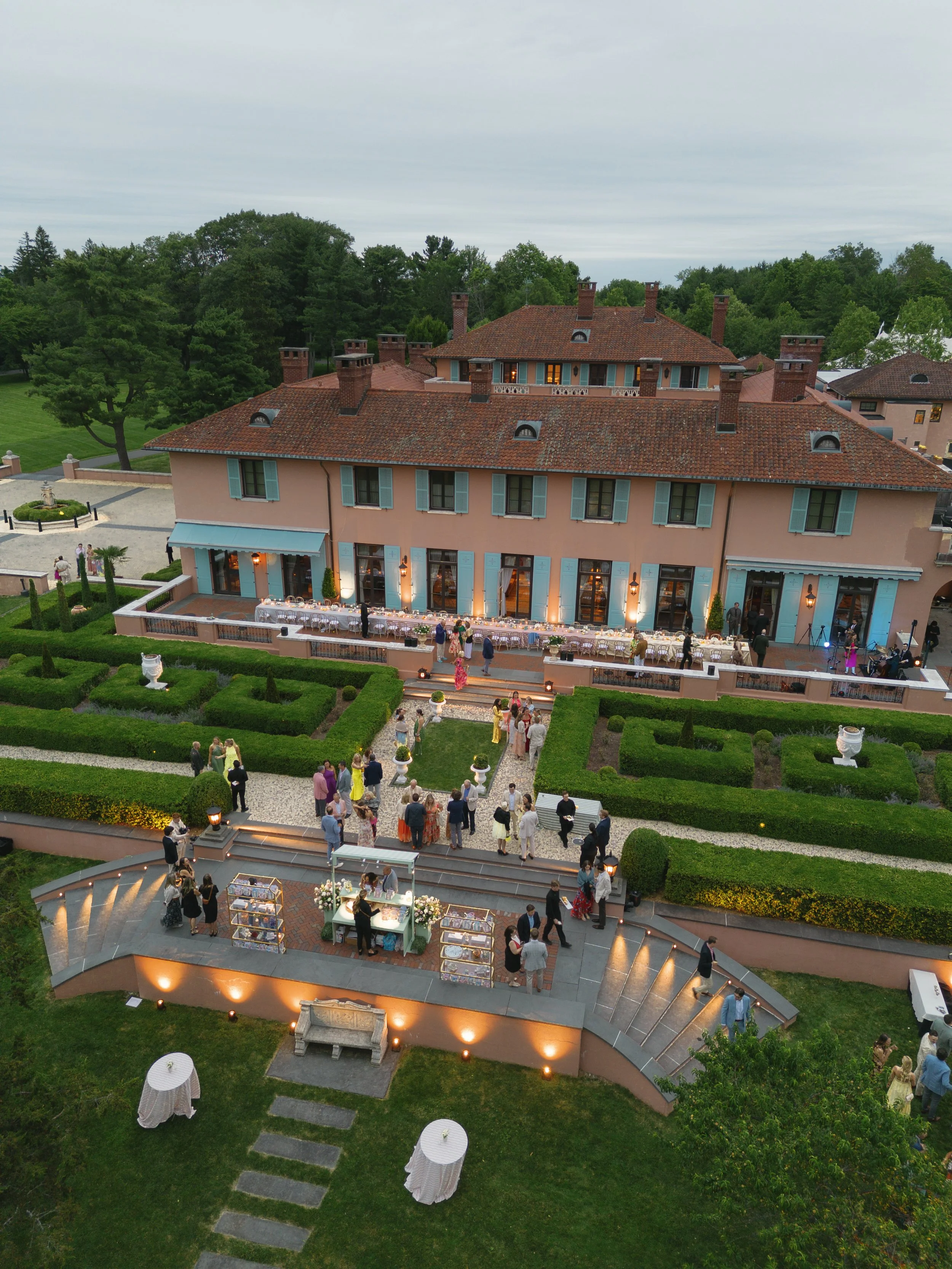 Black Tie Glenmere Mansion NY Wedding with Monique Lhuillier Wedding Dress