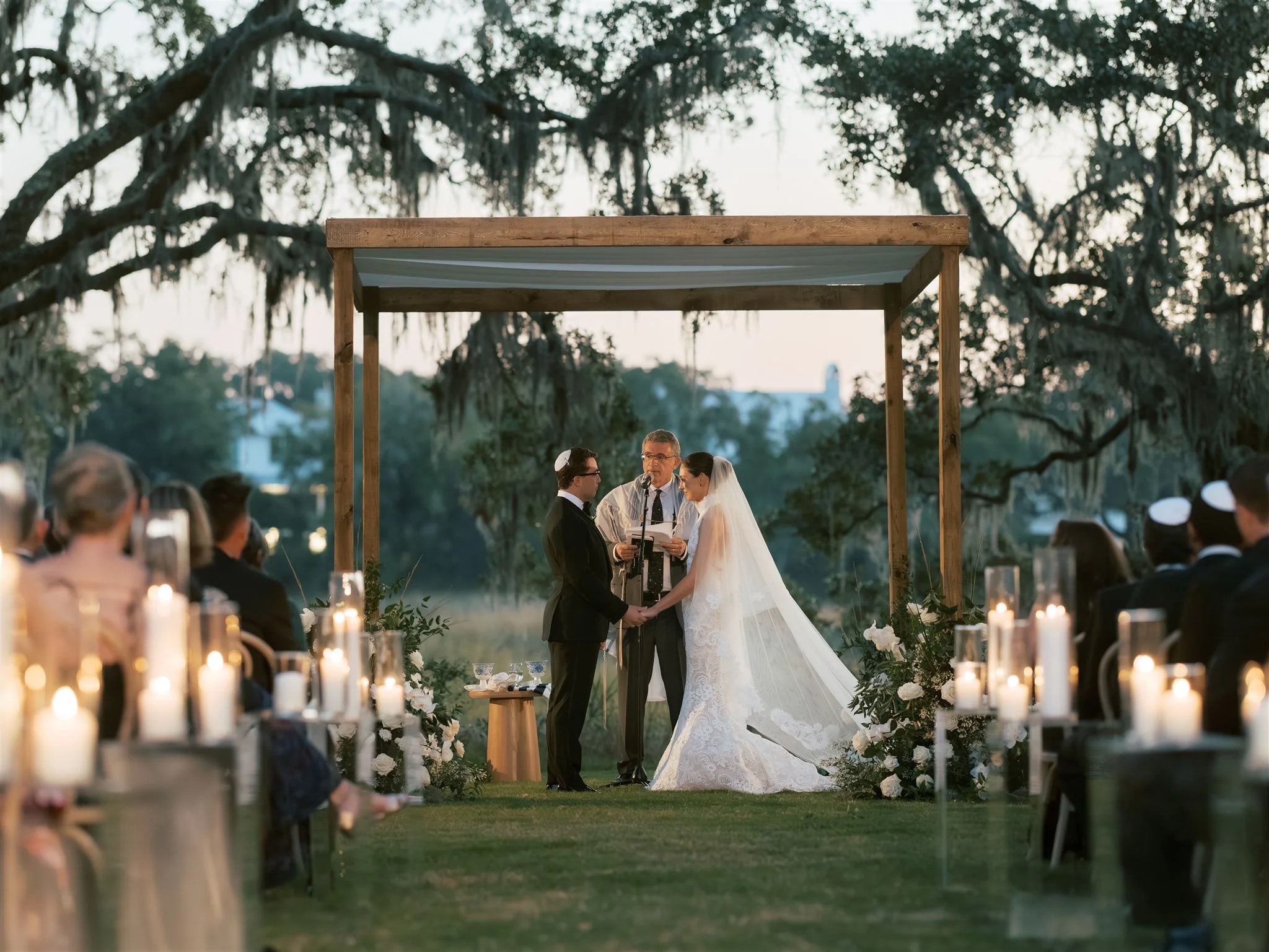black tie charleston wedding at the dunlin oscar de la renta dress