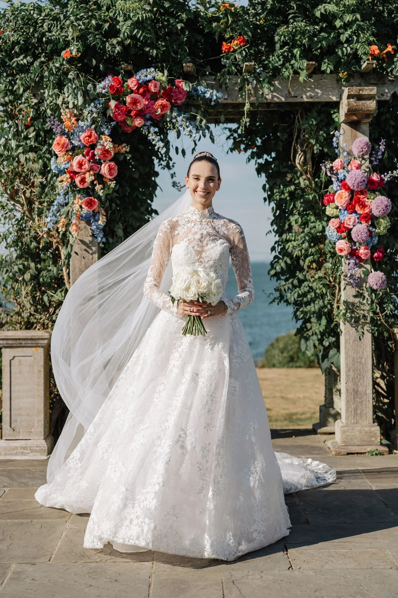 castle hill inn outdoor bridal portraits beth chapman styling wedding dressing services