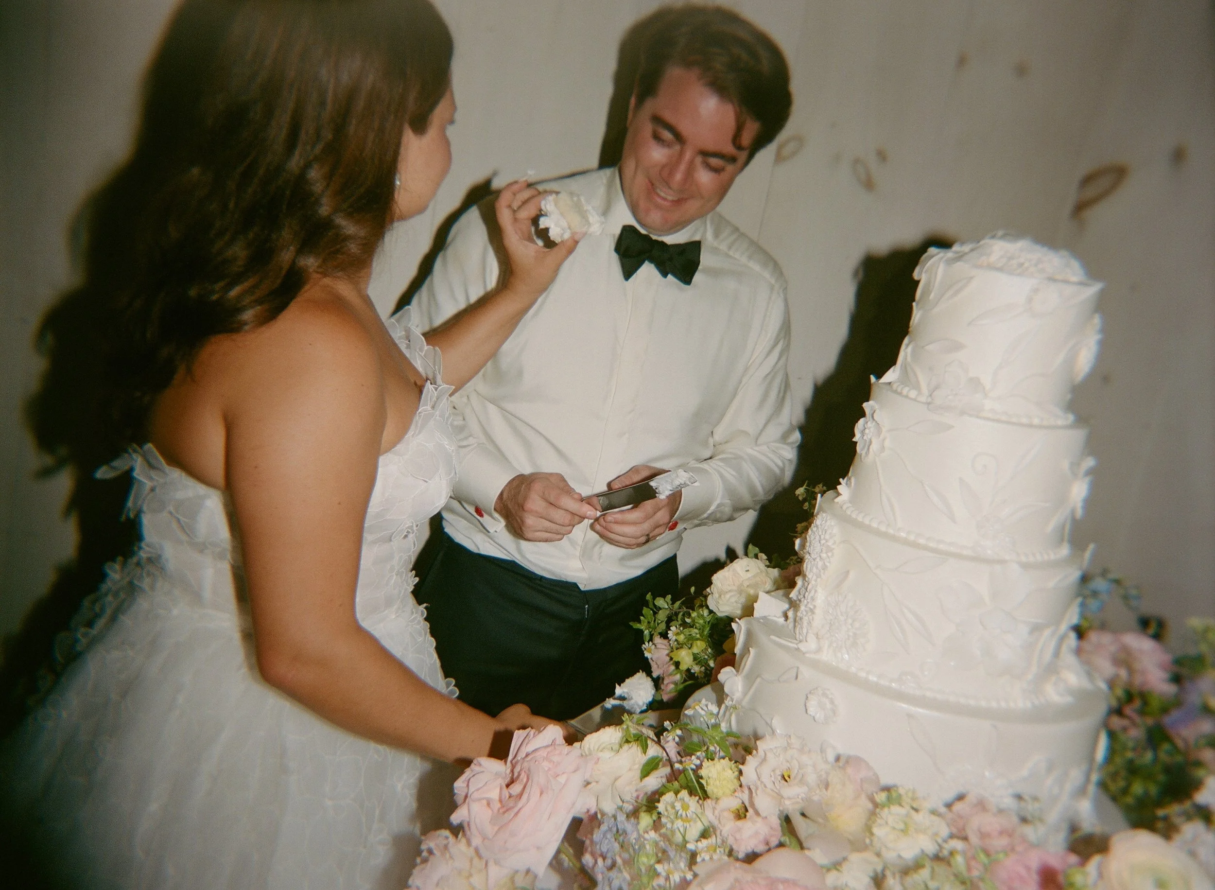 Black Tie Glenmere Mansion NY Wedding with Monique Lhuillier Wedding Dress