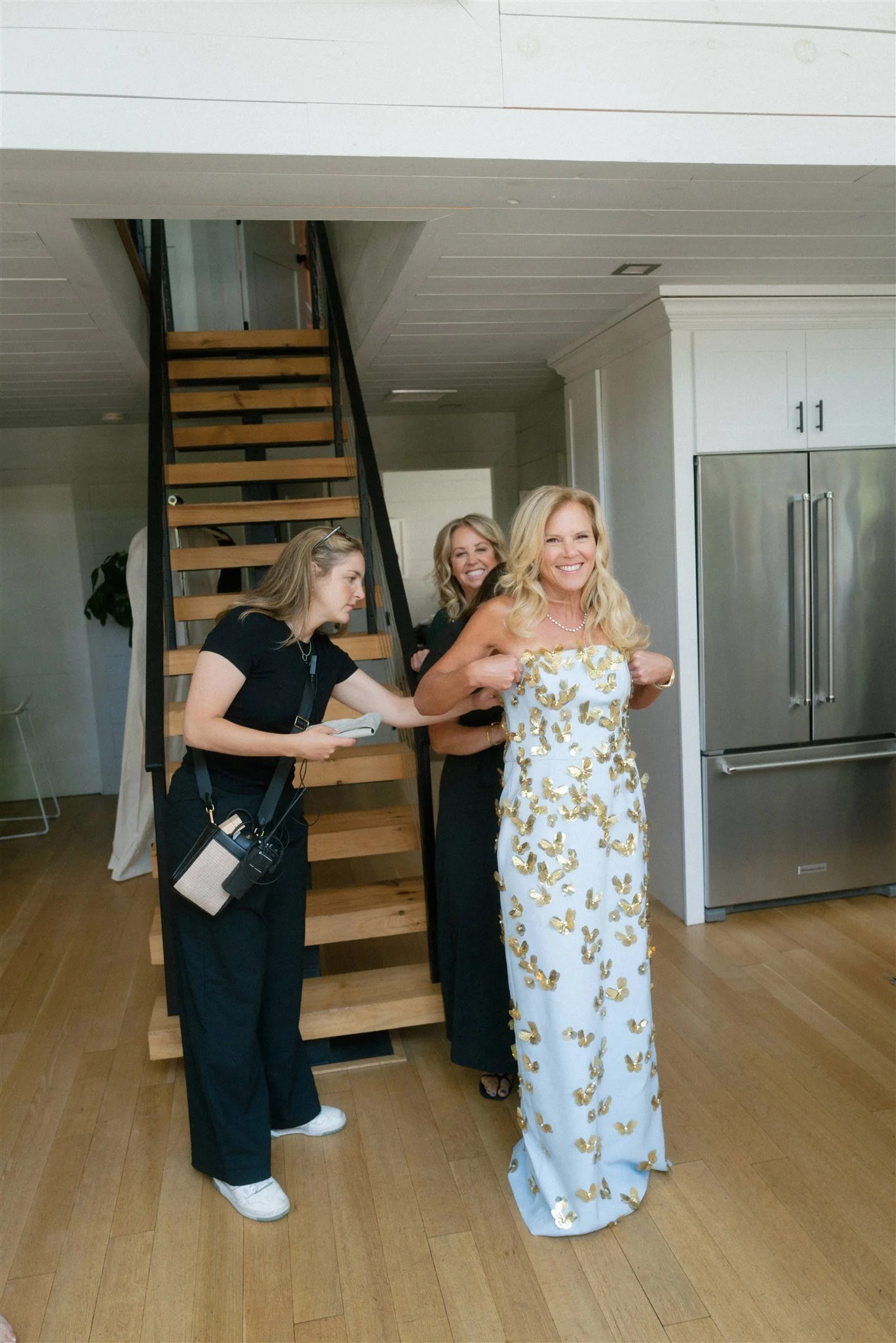 camp inspired wedding mother of the bride dressing services by beth chapman styling