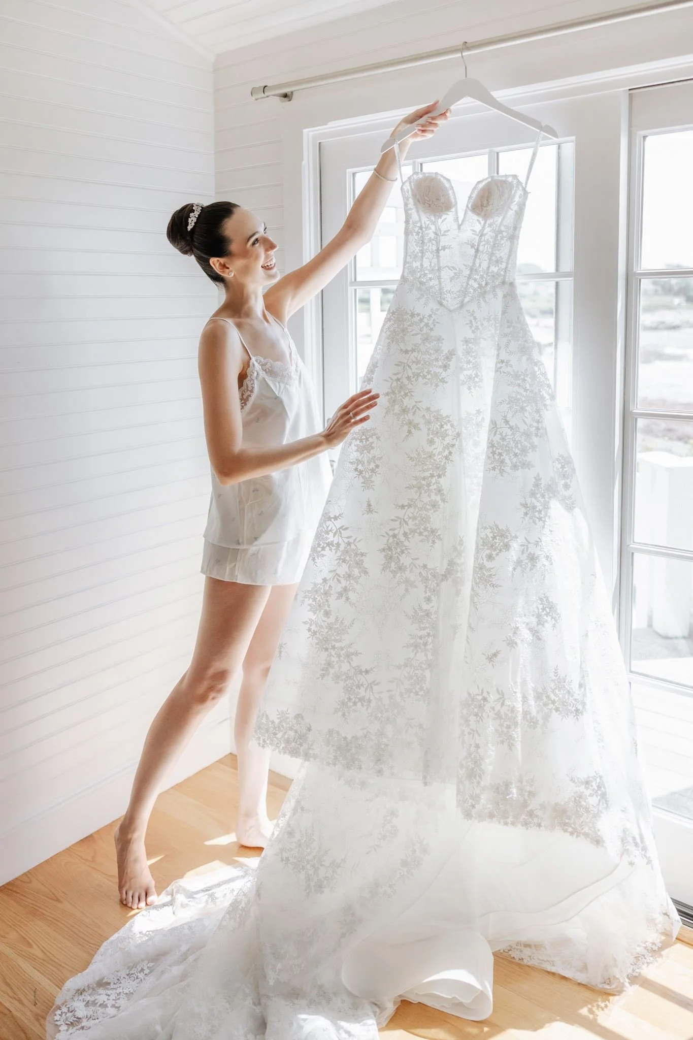 bride getting ready ines di santo wedding gown castle hill rhode island weding beth chapman styling