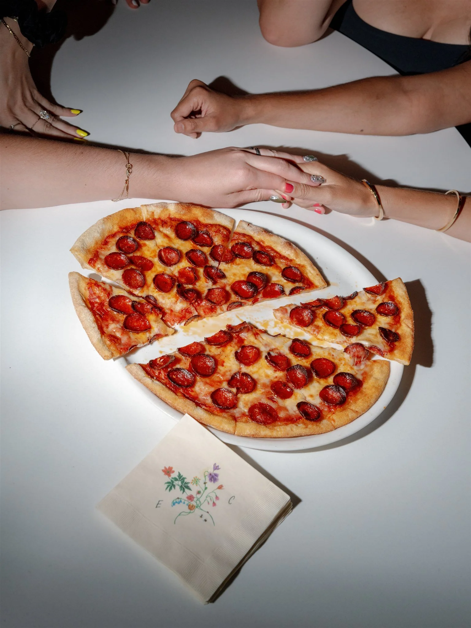 late night wedding pizza party custom cocktail napkins beth chapman styling