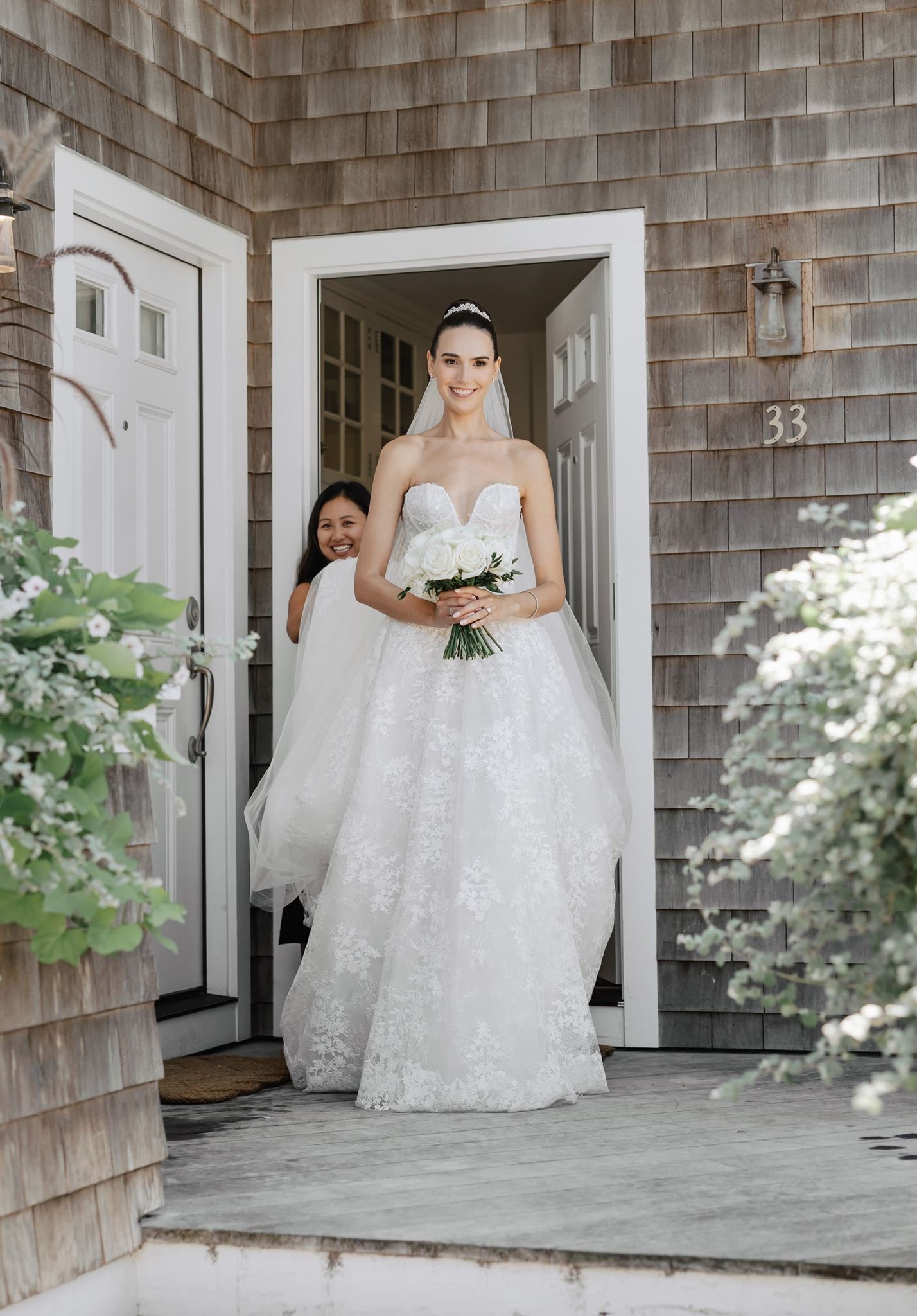 castle inn rhode island wedding bridal wedding dressing services beth chapman styling