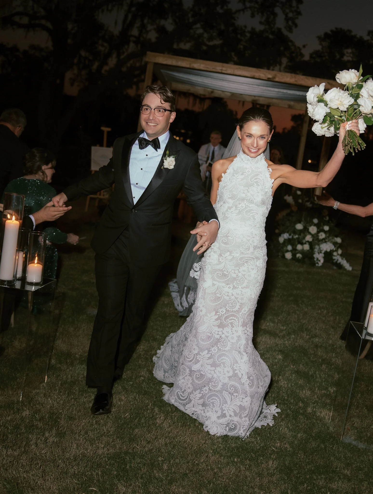 black tie charleston wedding at the dunlin oscar de la renta dress