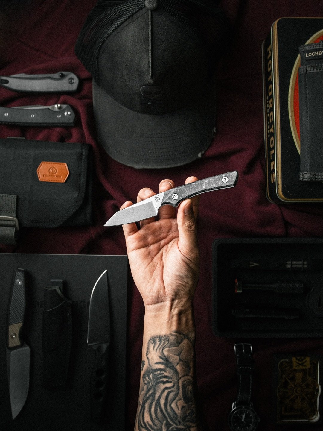When @lynchnw does something, they do it right!

After conquering and dominating the pry bar field in the EDC world they now venture into knives. And oh my, what a knife it is!

The Swift is their second knife release. It&rsquo;s an absolutely fantas