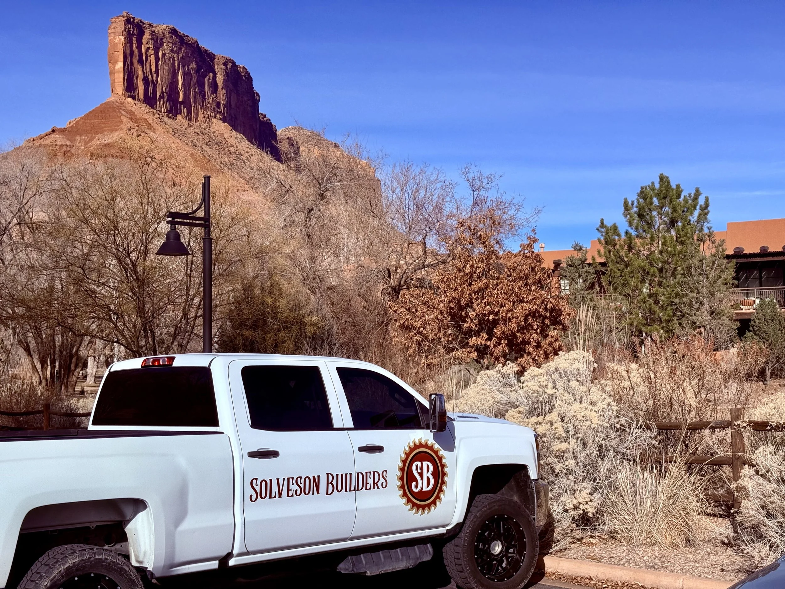 We travel near and far for the right customer.  Gateway Canyon Resorts, one of our favourite clients.  