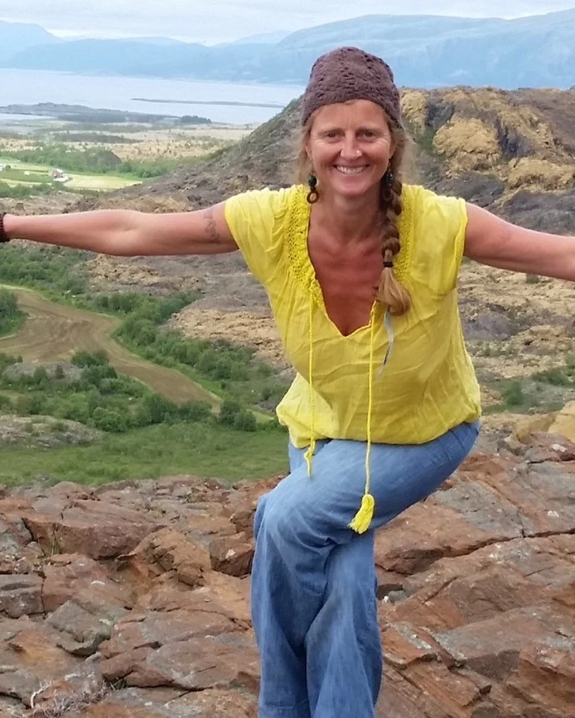 &ldquo;Unlock your body. Set your intentions. Then&hellip; dance it all out! 🌌
I&rsquo;m hosting a special yoga session this Wednesday at 7 PM right before Ecstatic Dance. Come get limber, get centered, and get ready to move freely.
Let&rsquo;s flow