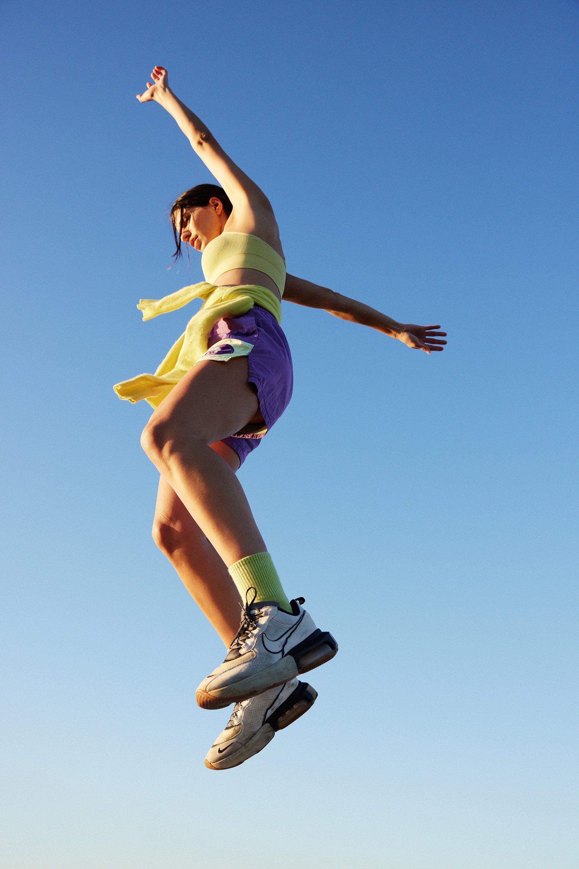 yellow-jump-andrea-venegas.jpg