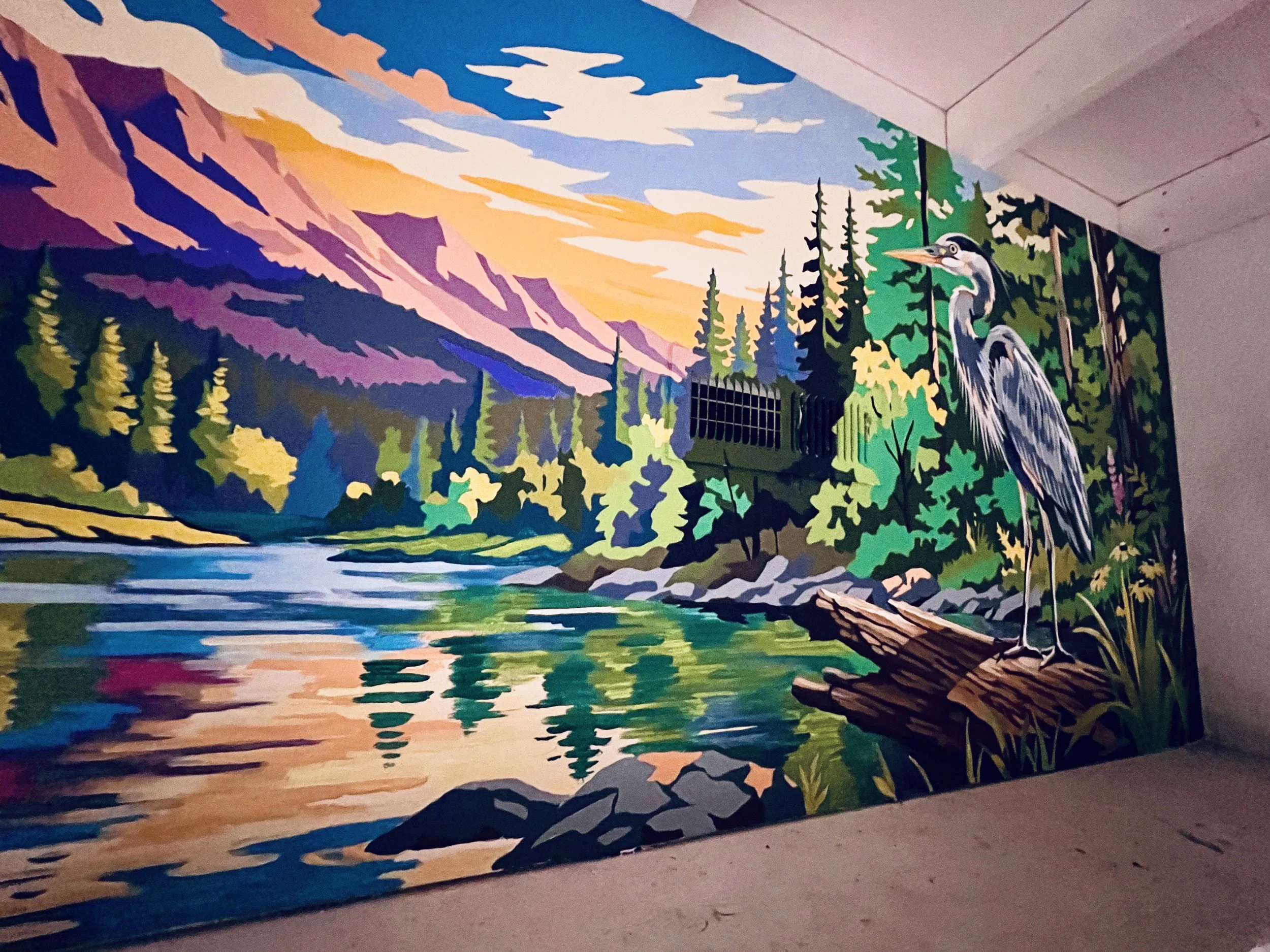 Heron portion of the 25' W X 4' H Great Blue Heron Mural at Leavenworth Quilt Co.