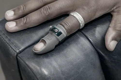 DIGIT by mign | Precision Finger Splints for PIP/DIP Injuries — mign