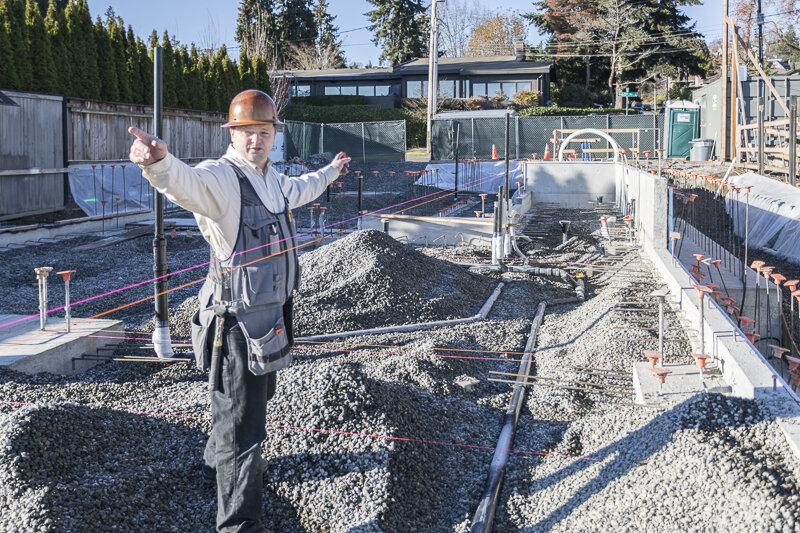  A robotic total station aids in the layout of residential foundation walls. 