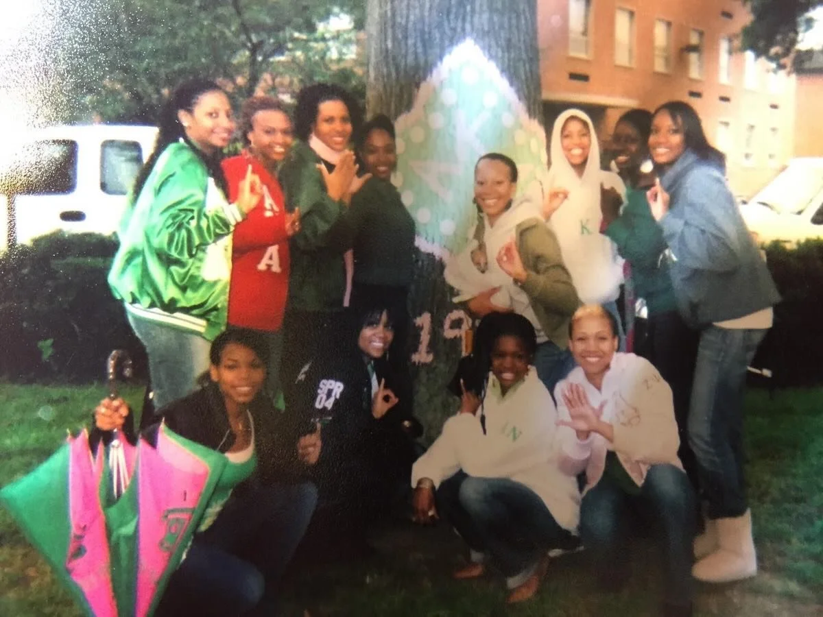 Oh to be an Alpha Kappa Alpha Woman! Happy Founders&rsquo; Day to my sisters. 🩷💚🩷 Since 1908, we have been supreme in service, scholarship, and sisterhood. This sisterhood has shaped me as a servant leader, woman, friend, entrepreneur, and so much