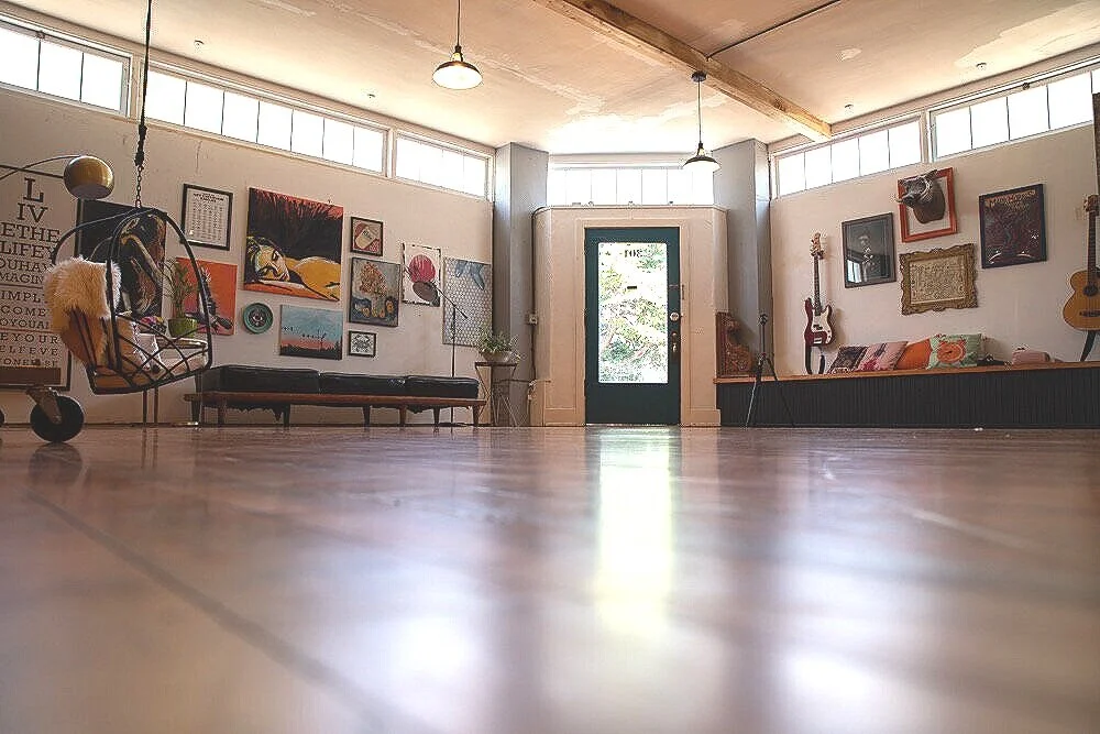 Without main furniture