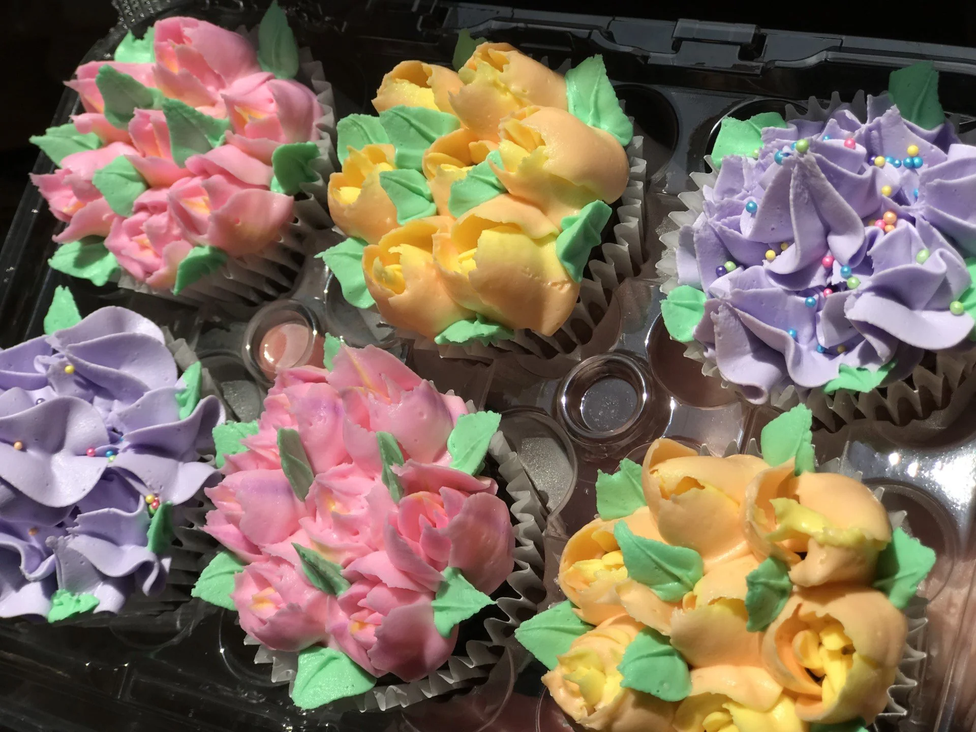 spring flower cupcakes