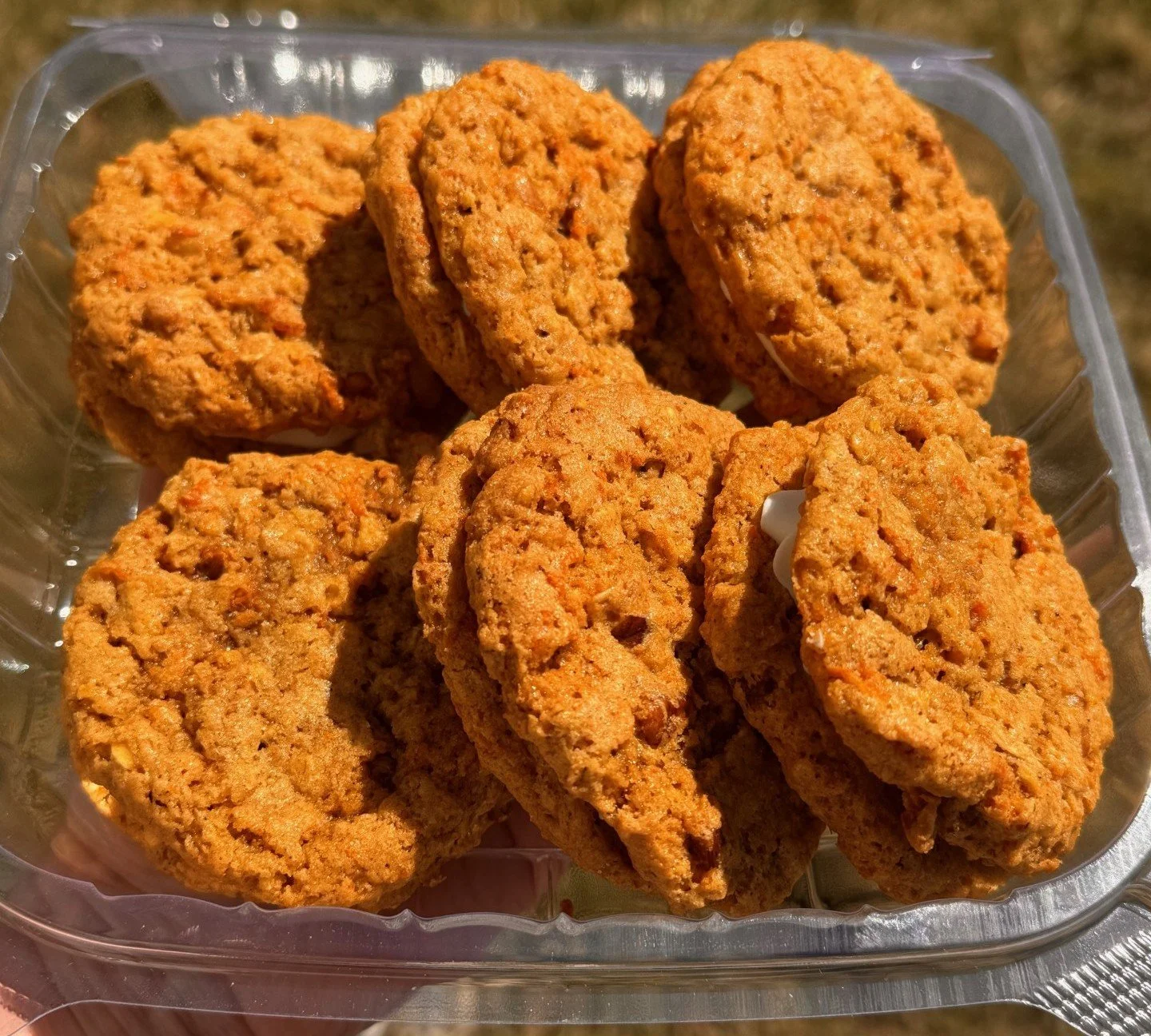 carrot cake cookies.jpg