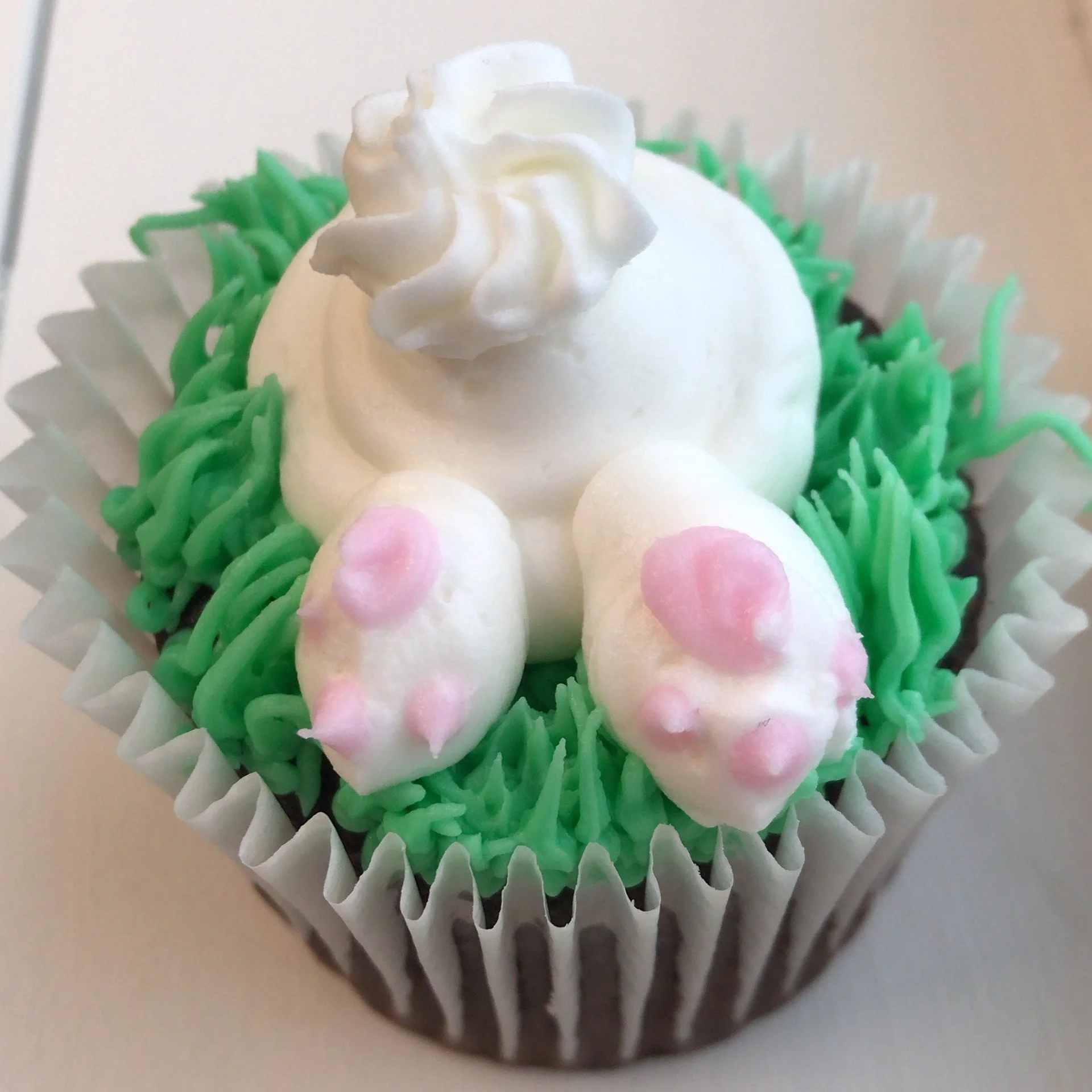 bunny Easter cupcake