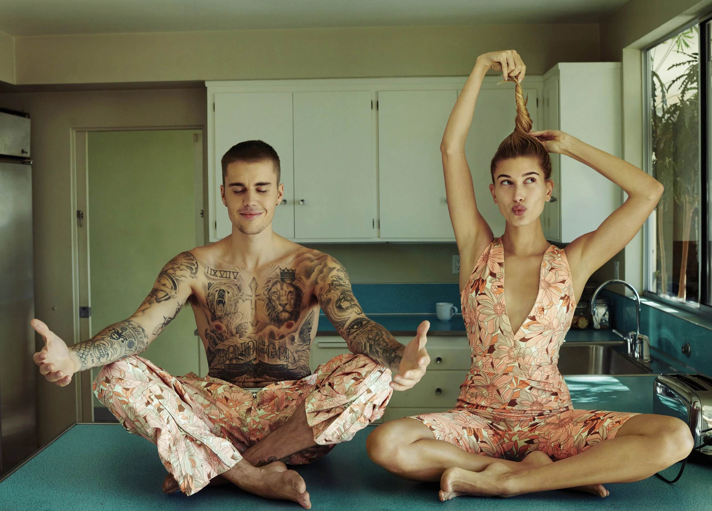 Vogue 1903 Hailey and Justin Bieber_4.jpg