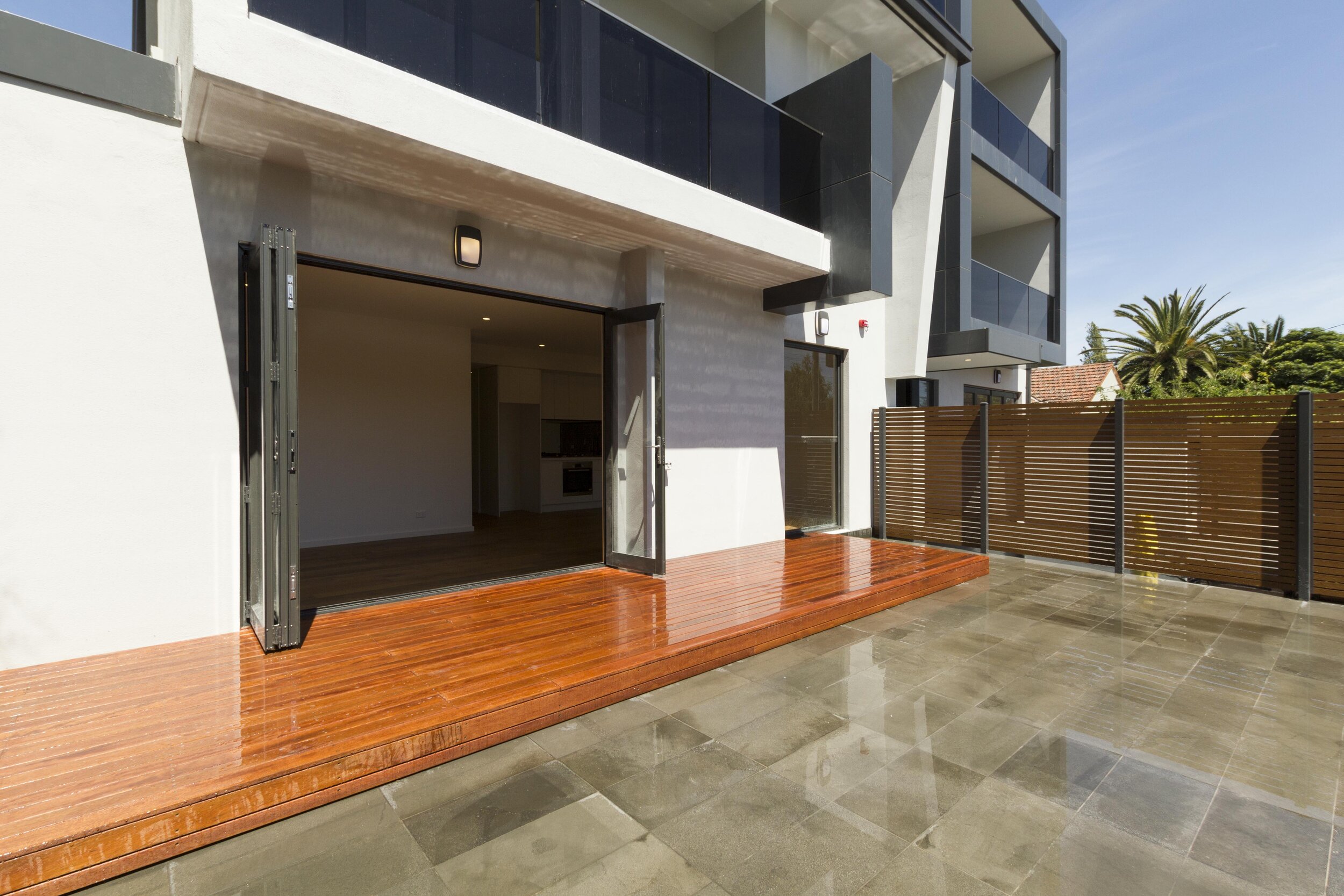 courtyard 1.jpg