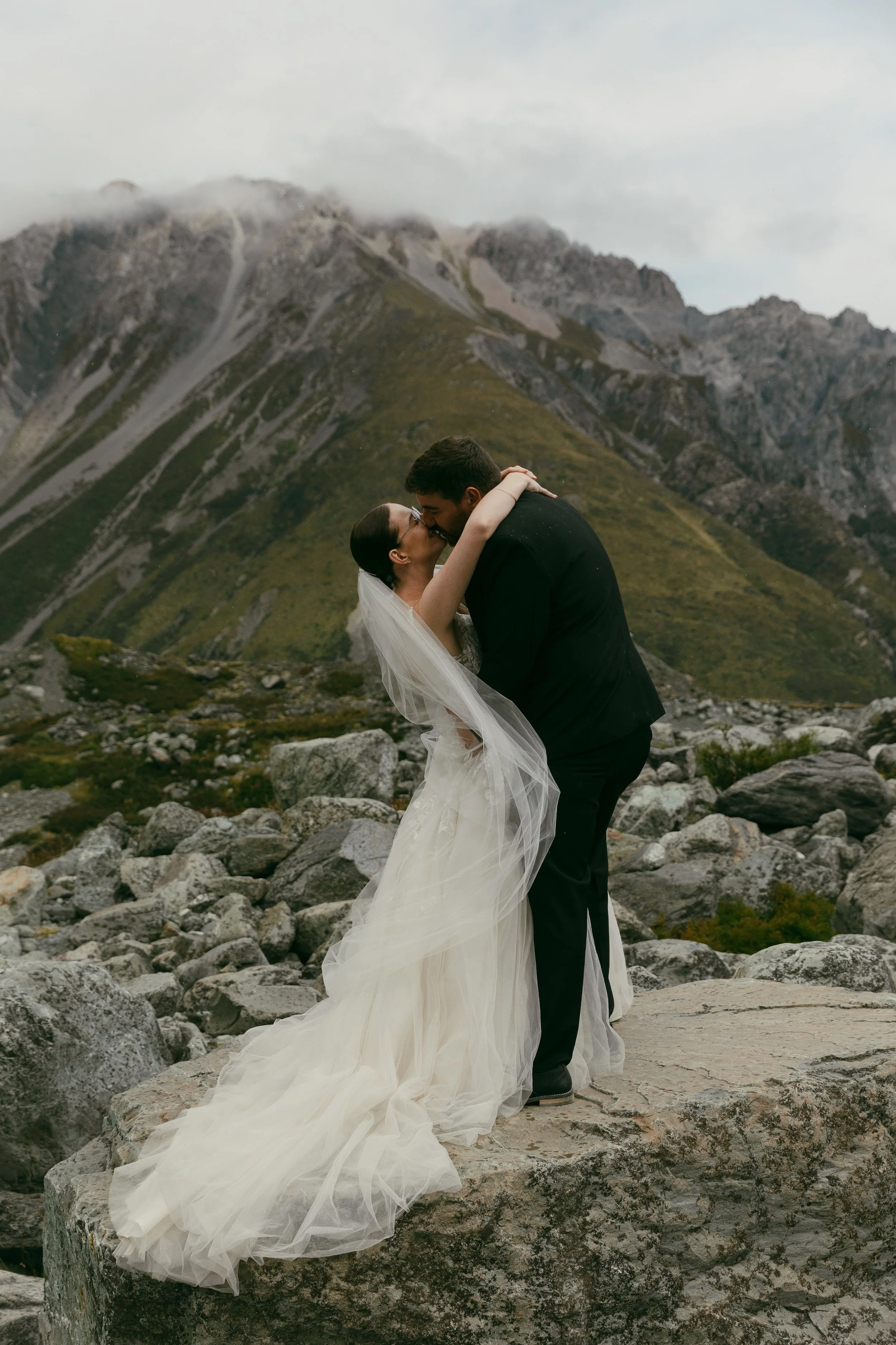 Laura & Josh - Eloise Bickle Photography-62.jpg